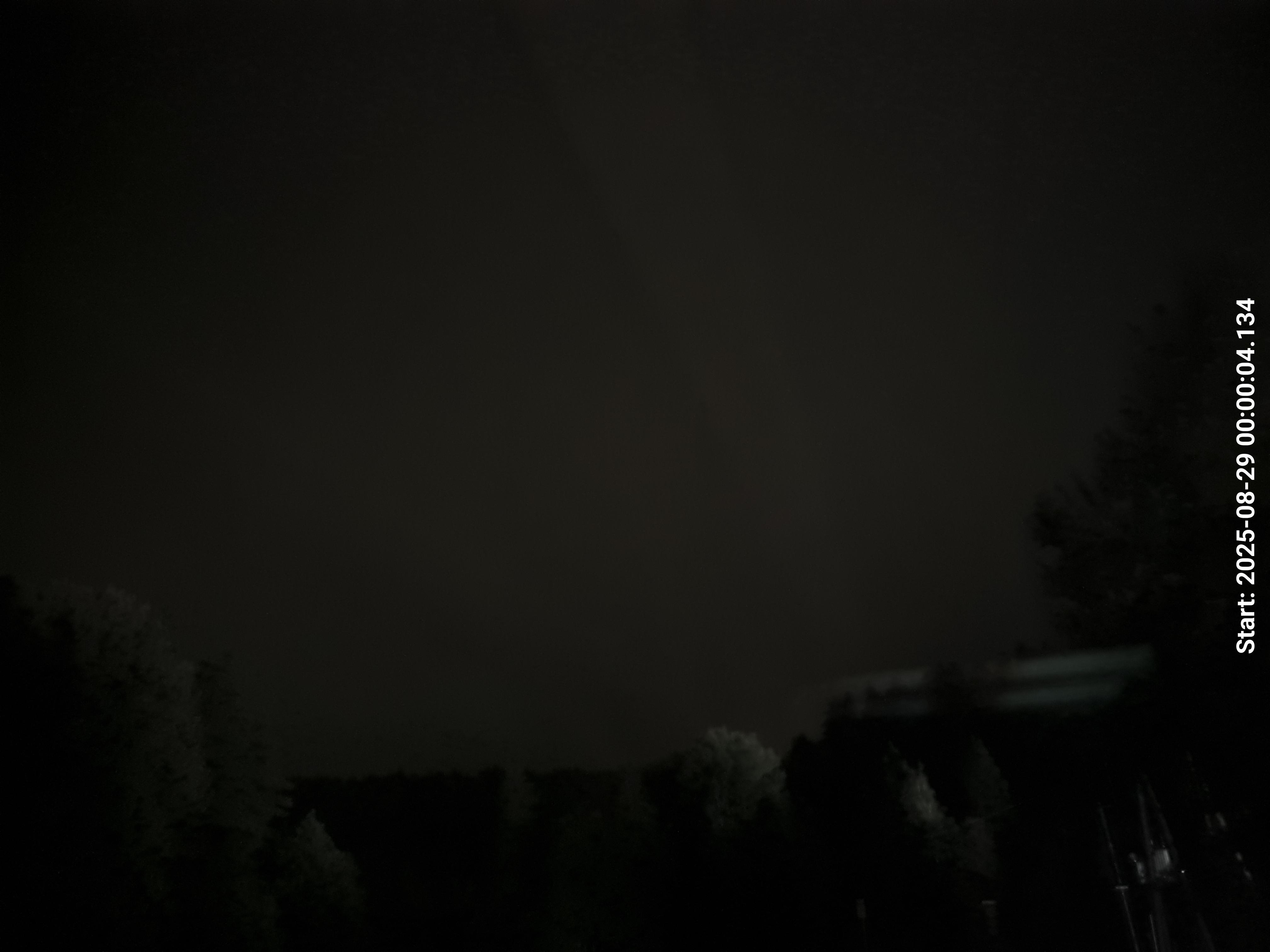 skyle_20250829_000035_lys16_KP02_ISO400_Lukker30.jpeg