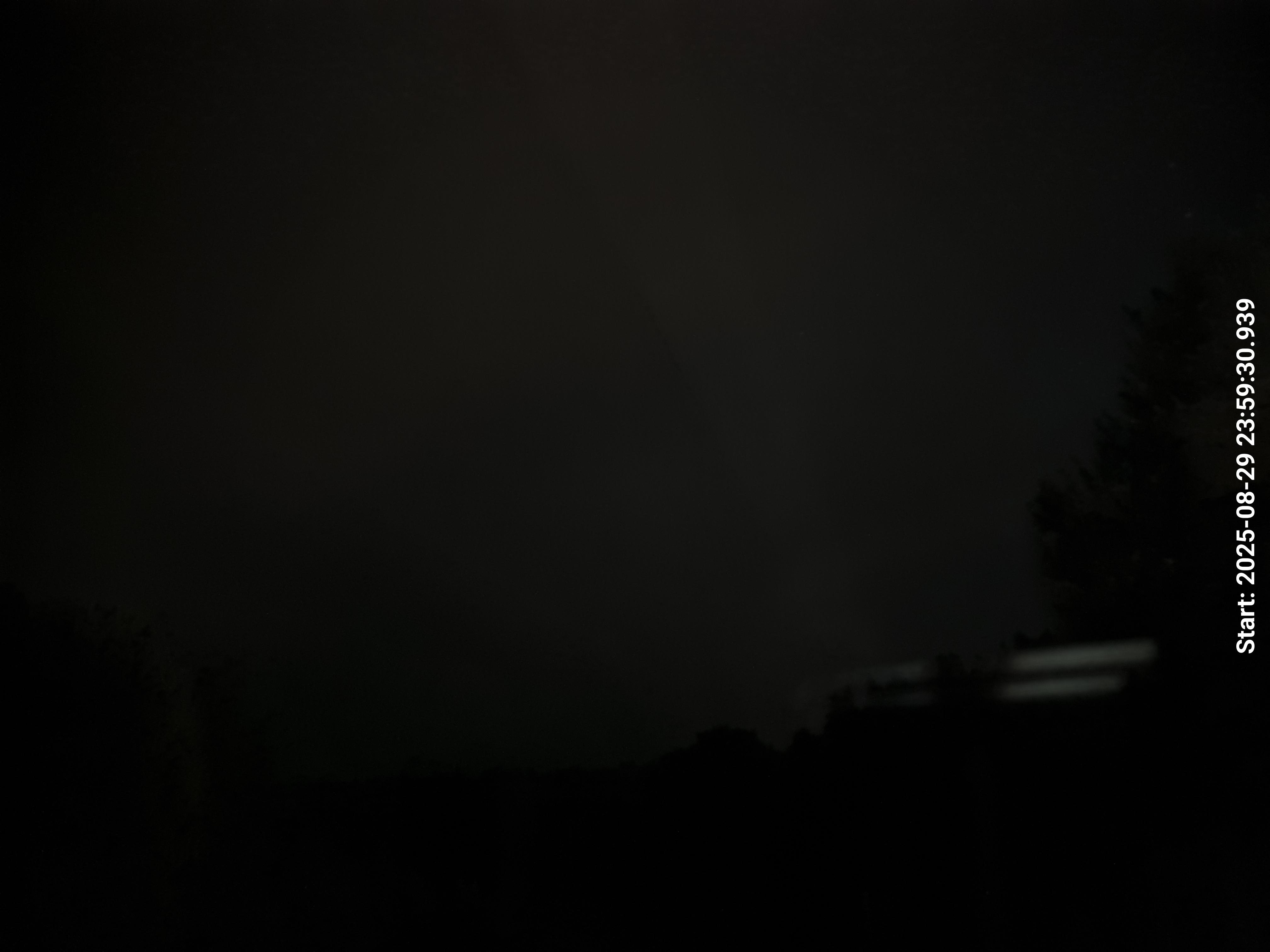 skyle_20250830_000002_lys12_KP01_ISO400_Lukker30.jpeg