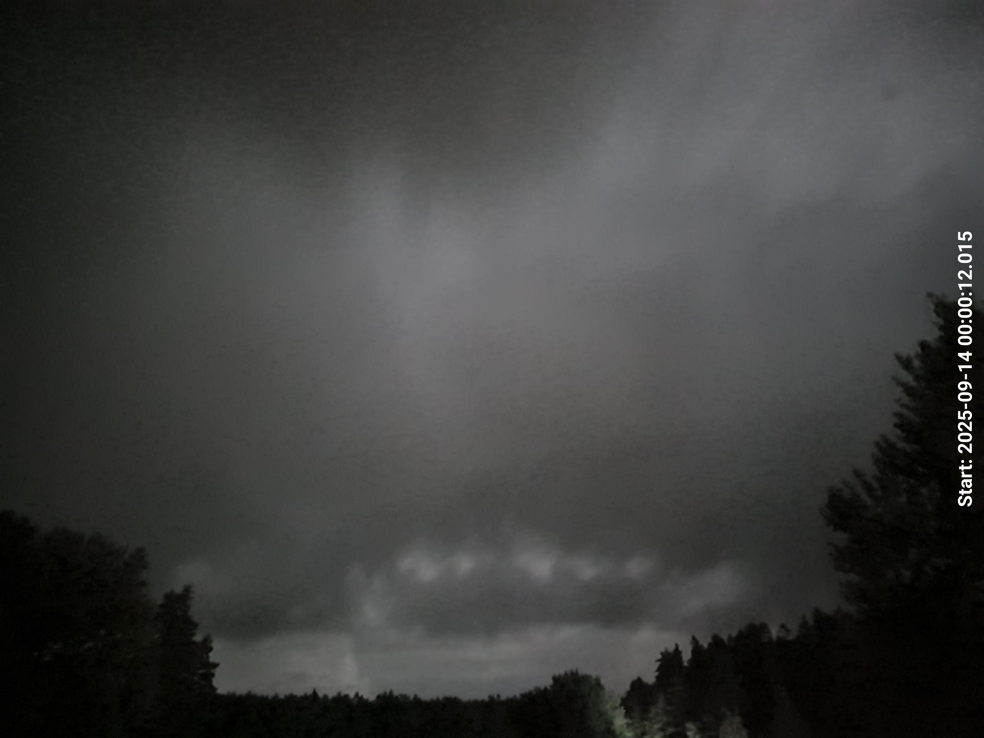 aurle_20250914_000027_lys63_KP00_ISO1600_Lukker14.jpeg