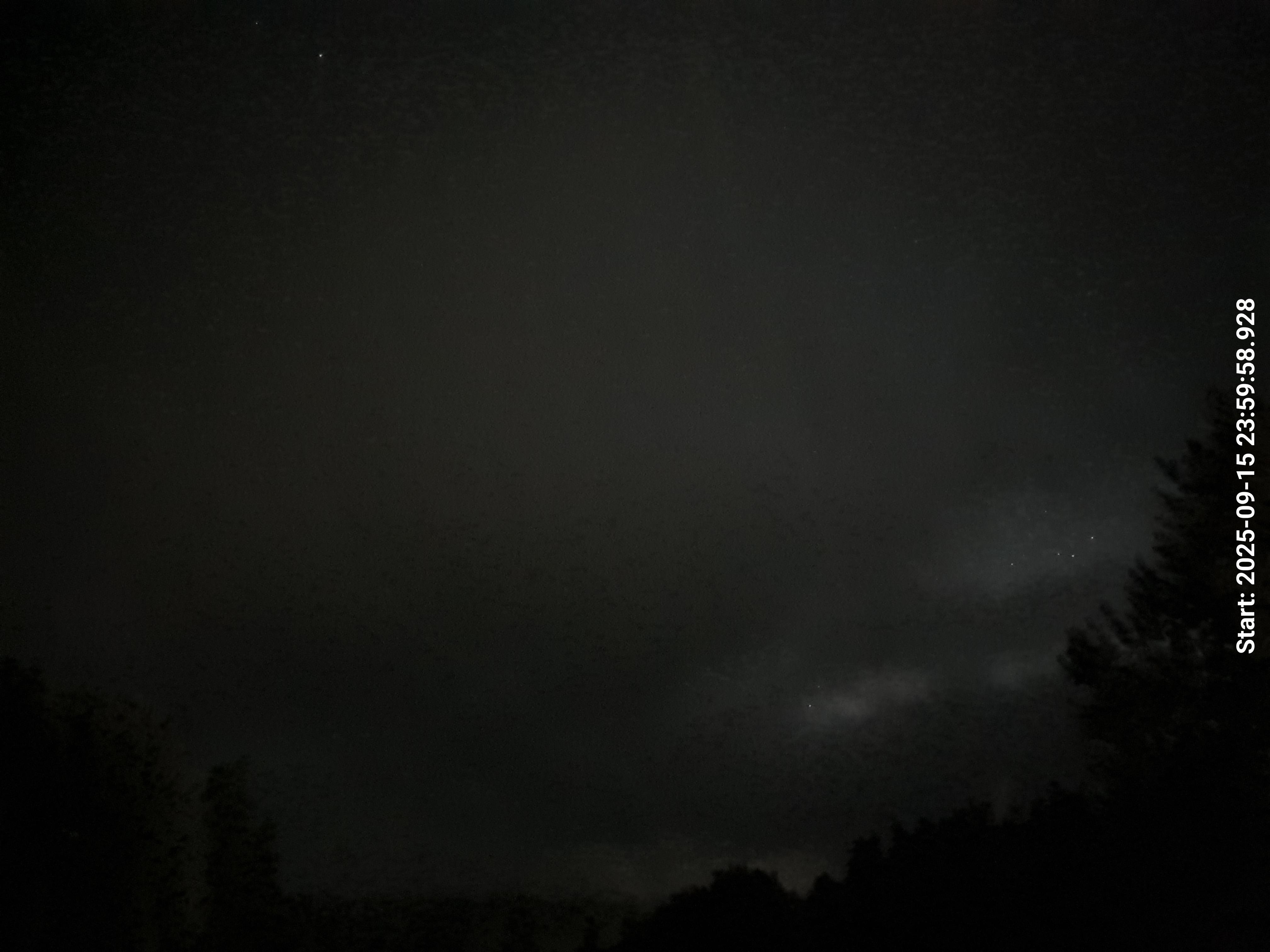 aurle_20250916_000014_lys22_KP03_ISO1600_Lukker14.jpeg