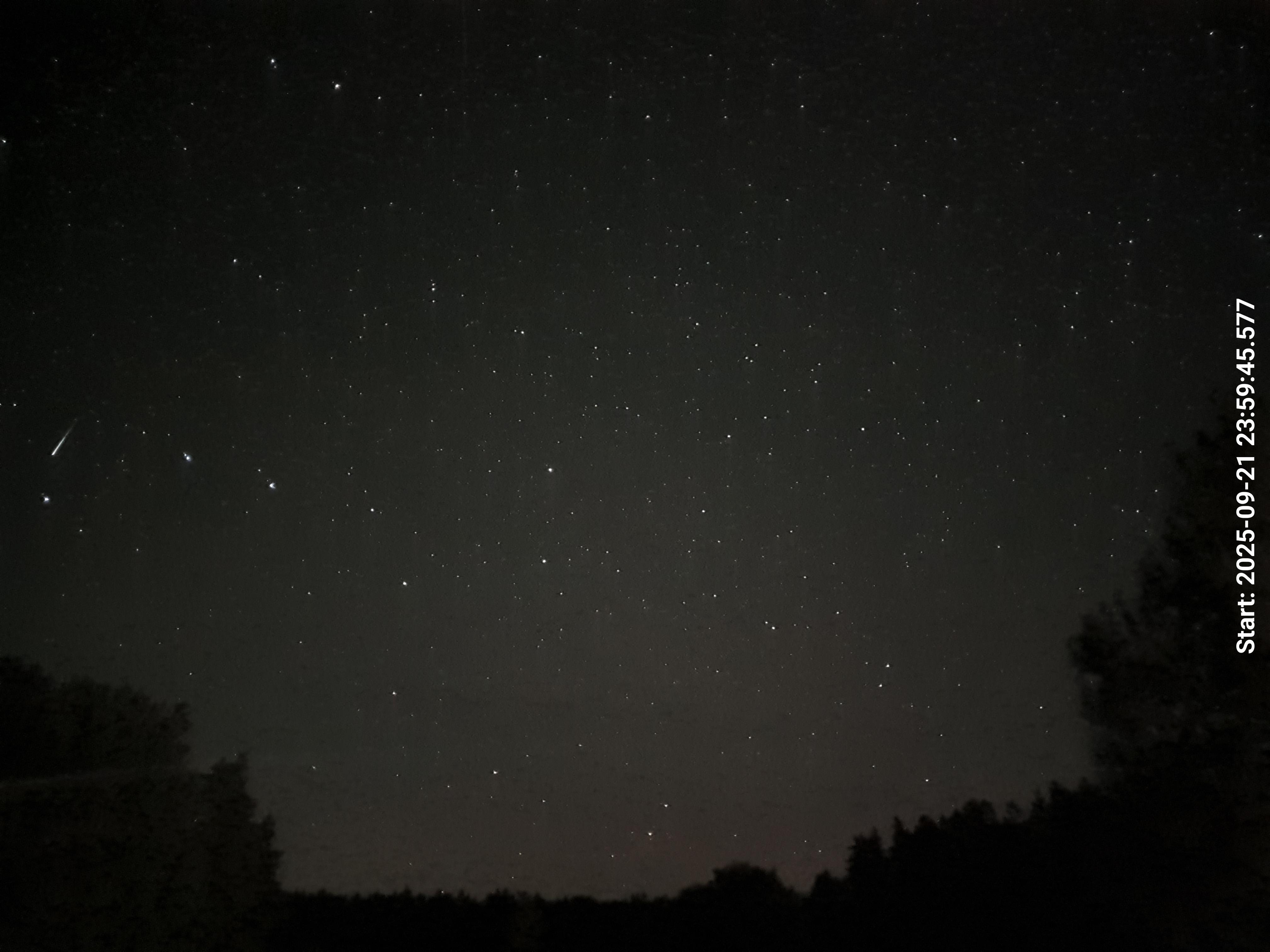 aurle_20250922_000000_lys26_KP00_ISO1600_Lukker14.jpeg