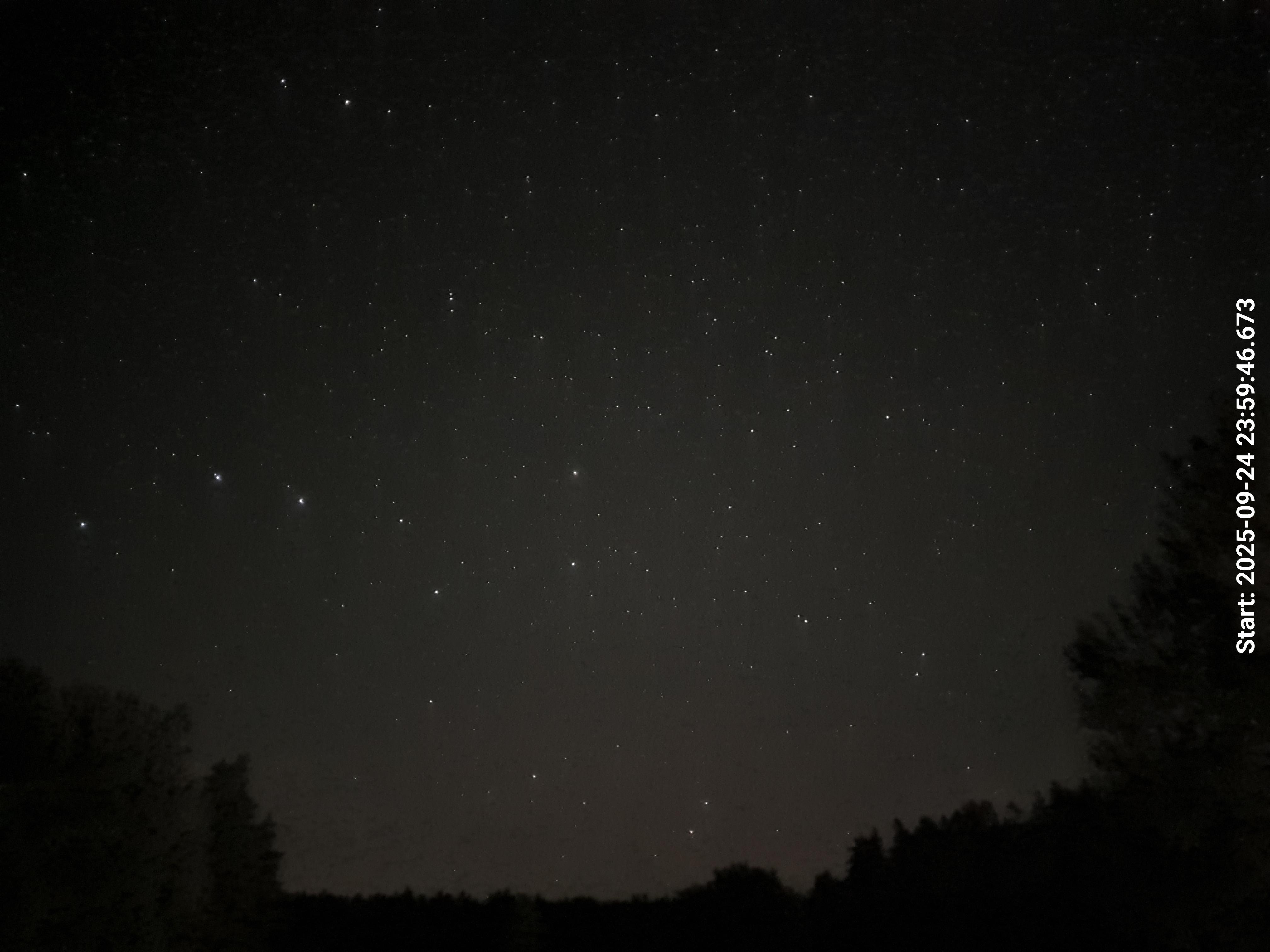 aurle_20250925_000001_lys24_star50_KP01_ISO1600_Lukker14.jpeg