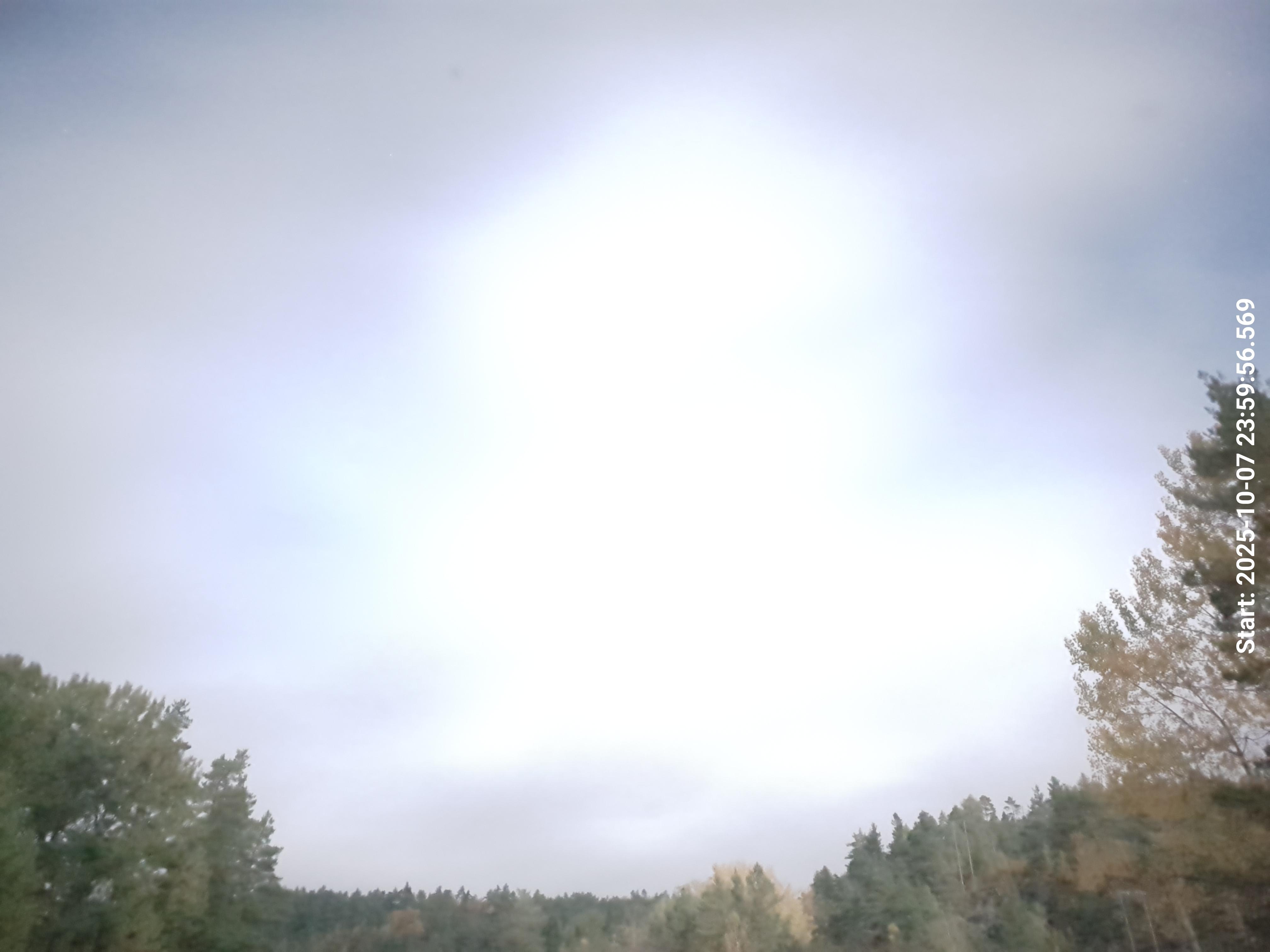 aurle_20251008_000011_lys204_star50_KP01_ISO1600_Lukker14.jpeg