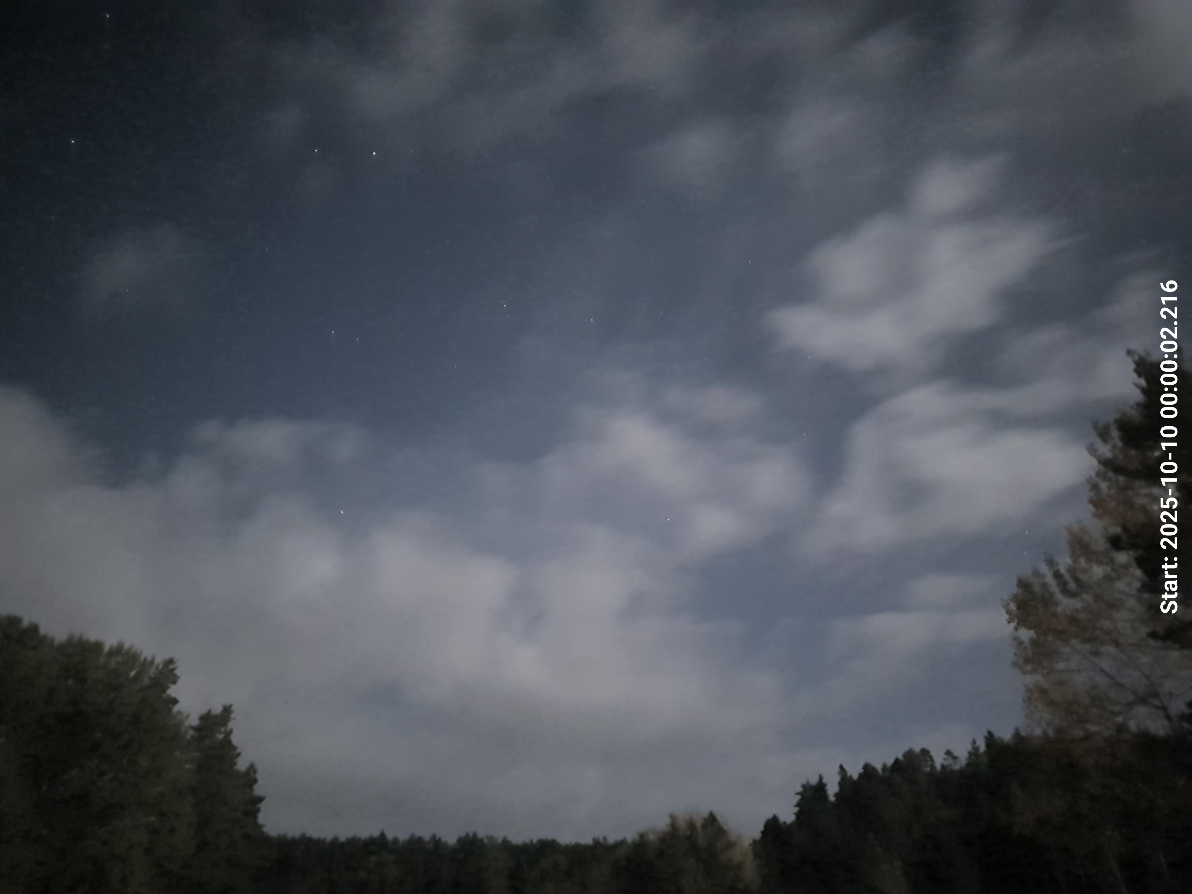aurle_20251010_000007_lys80_star50_KP00_ISO1600_Lukker4.jpeg