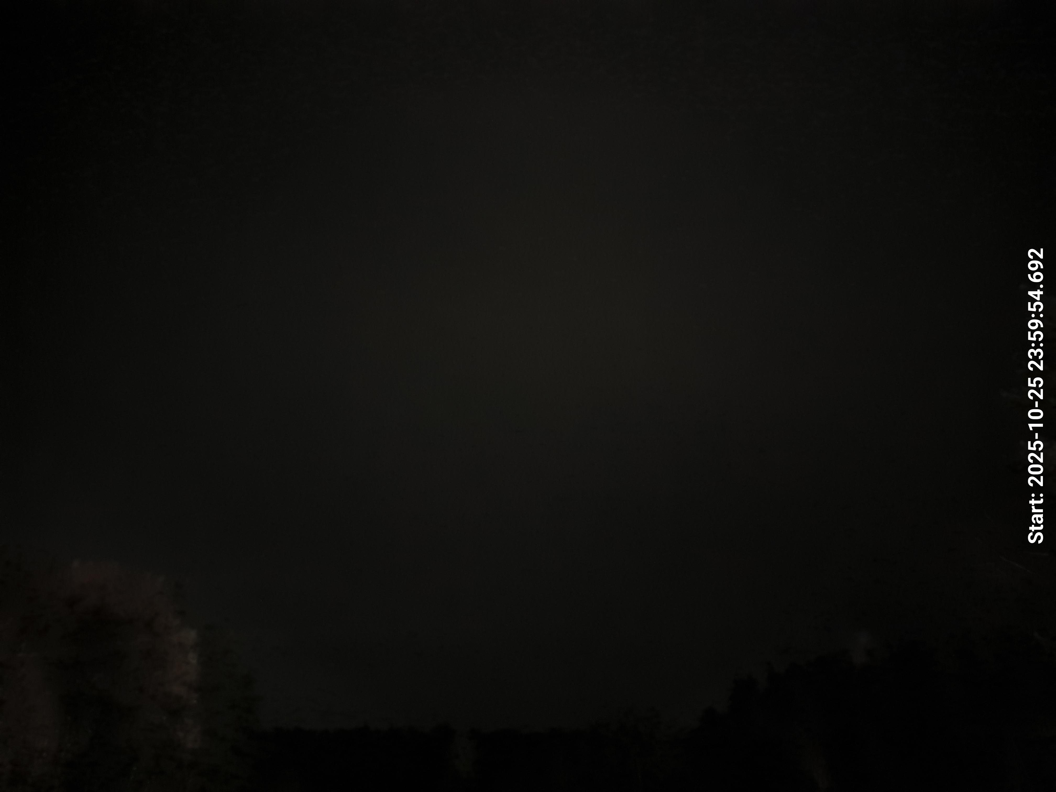 aurle_20251026_000010_lys14_star50_KP00_ISO1000_Lukker15.jpeg