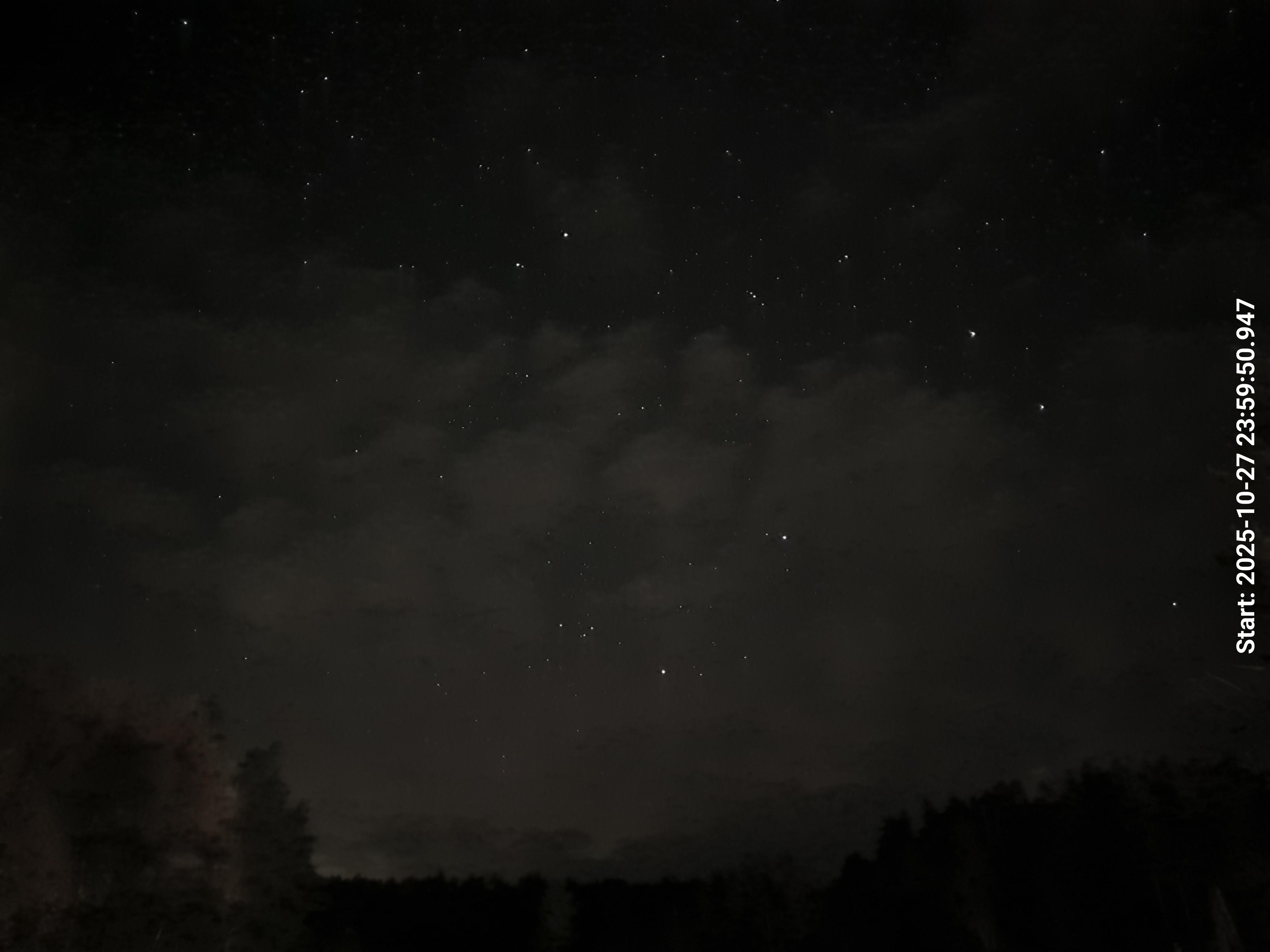 aurle_20251028_000007_lys20_star50_KP01_ISO1000_Lukker15.jpeg