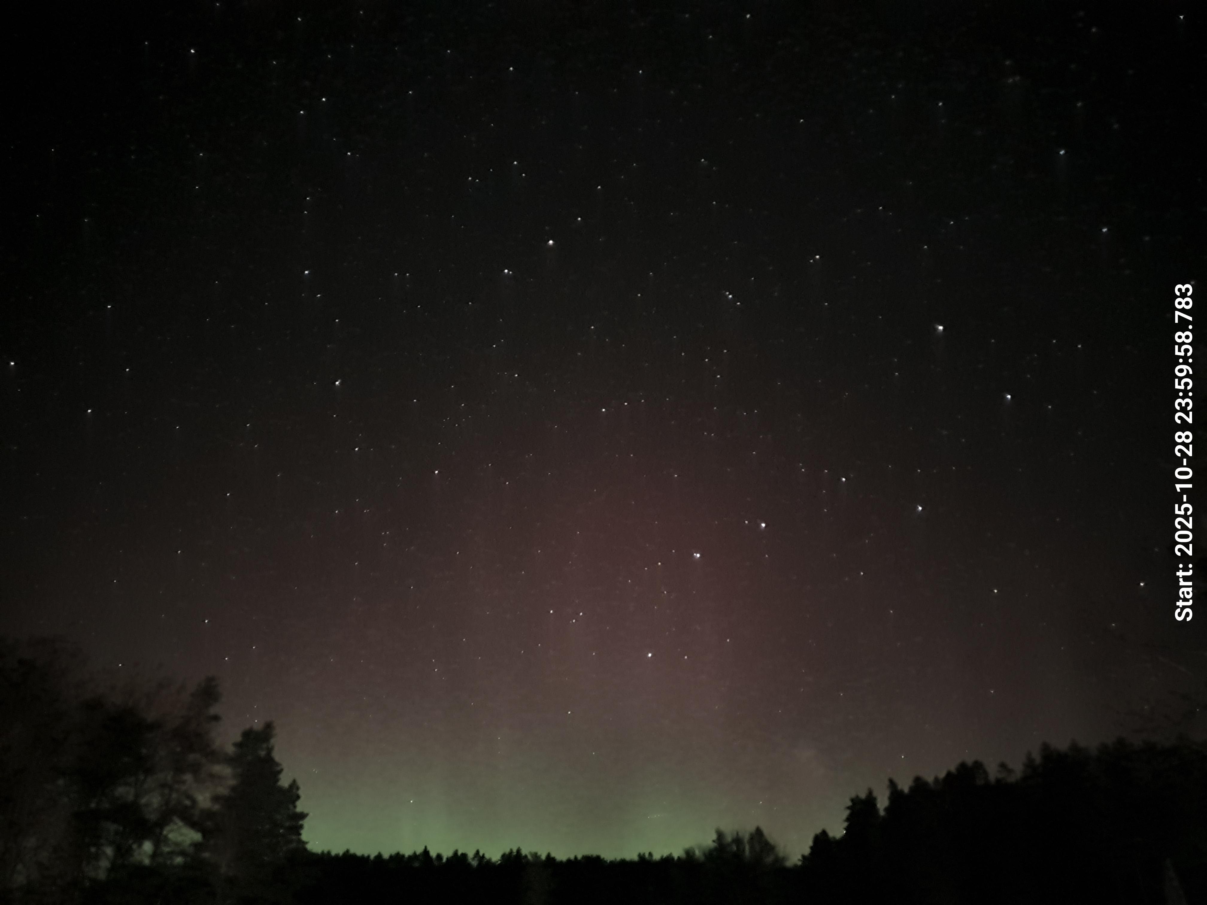 skyle_20251029_000008_lys27_star50_KP03_ISO1600_Lukker8.jpeg