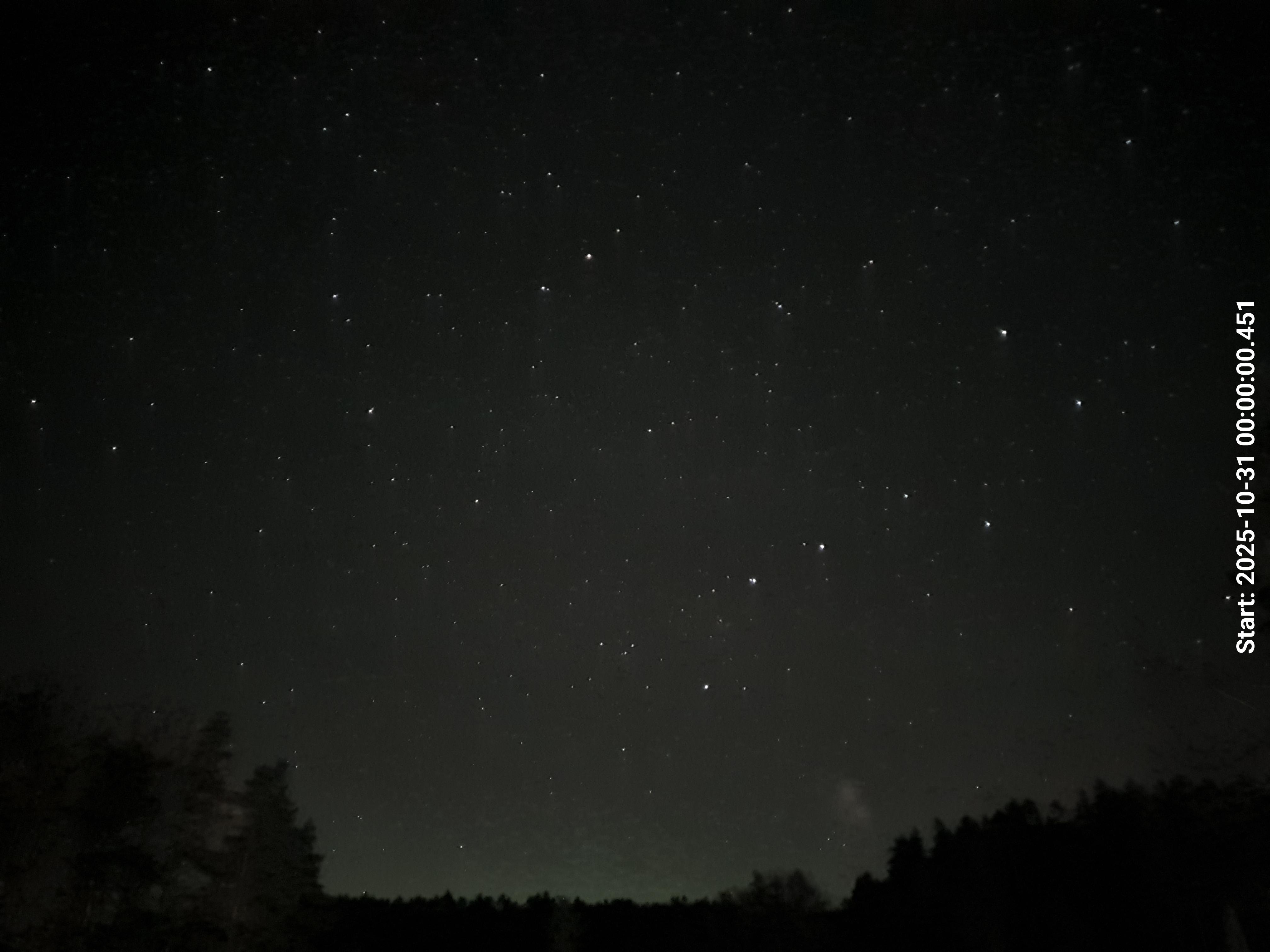 skyle_20251031_000009_lys21_star50_KP03_ISO1600_Lukker8_NL.jpeg