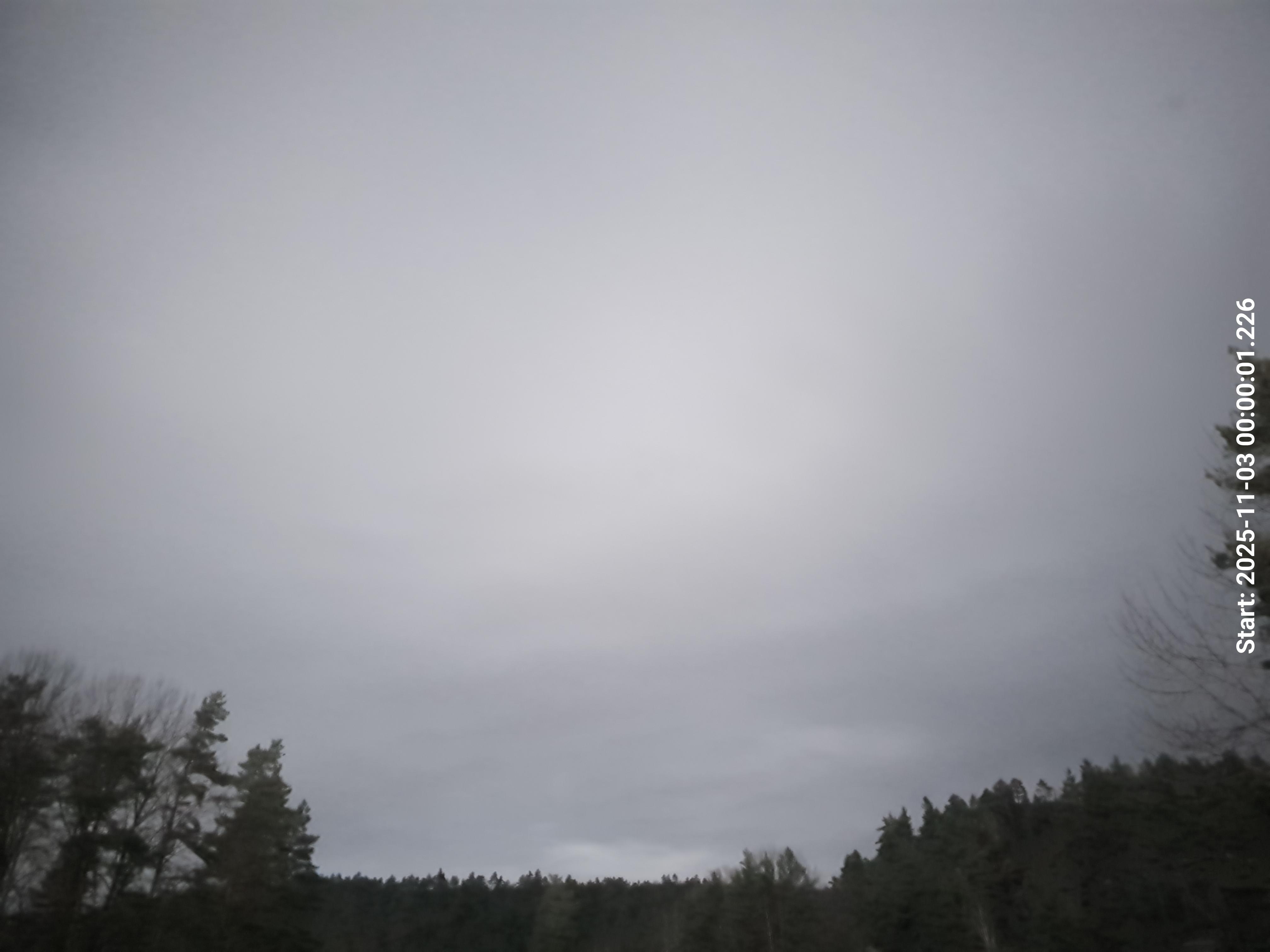 aurle_20251103_000017_lys147_star50_KP02_ISO1000_Lukker15.jpeg