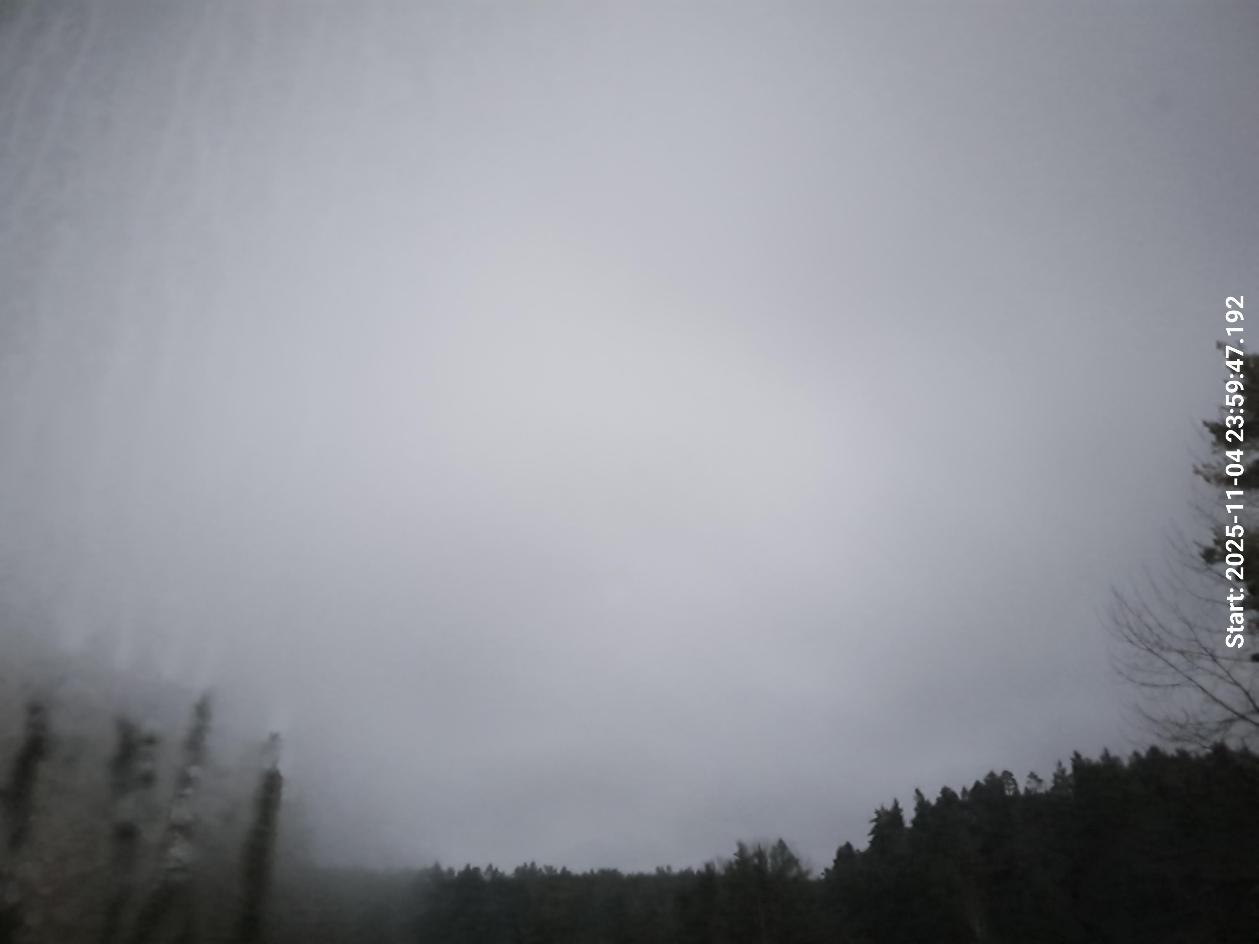 aurle_20251105_000003_lys146_star50_KP00_ISO1000_Lukker15.jpeg