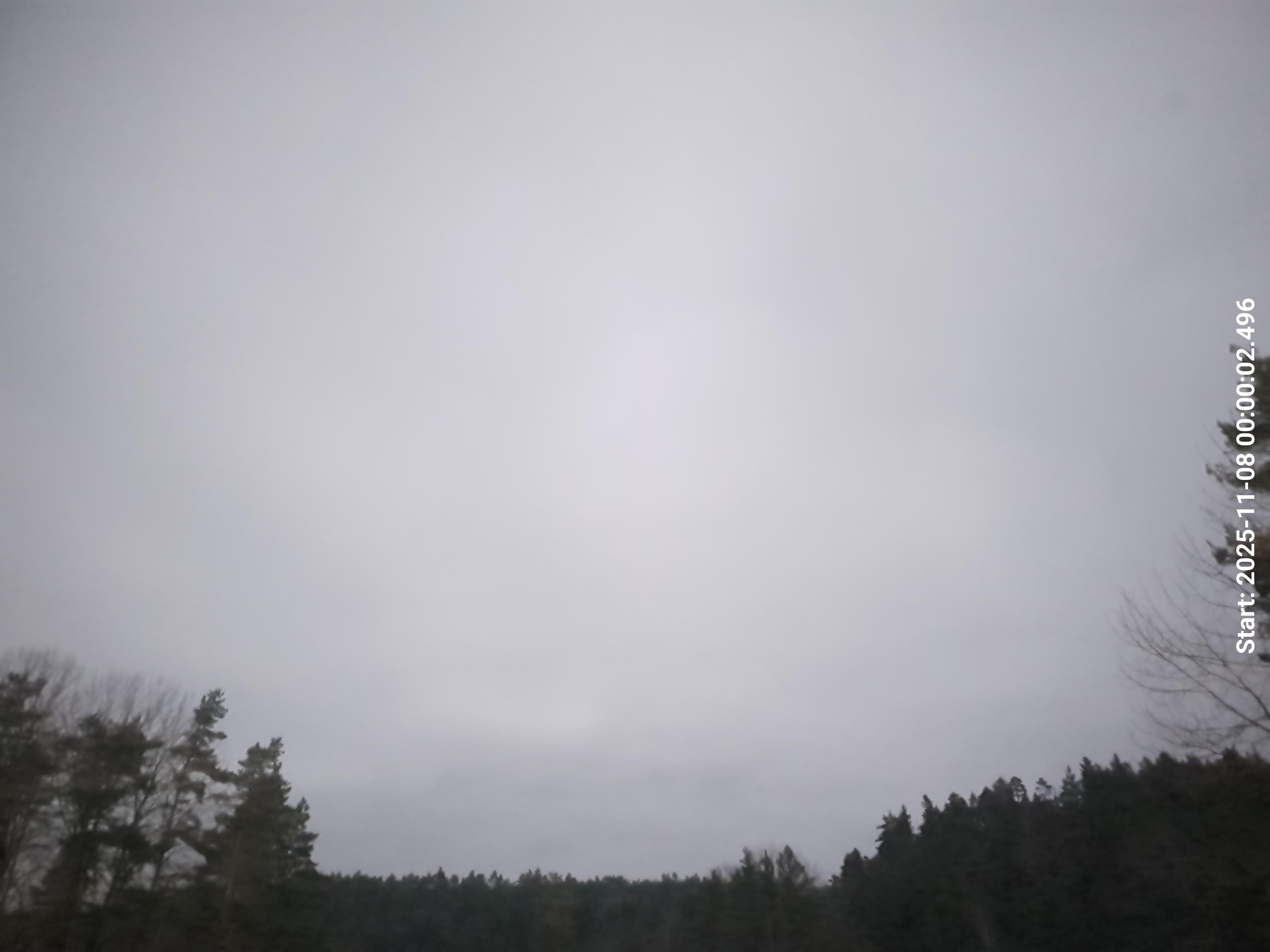 aurle_20251108_000018_lys164_star50_KP04_ISO1000_Lukker15.jpeg