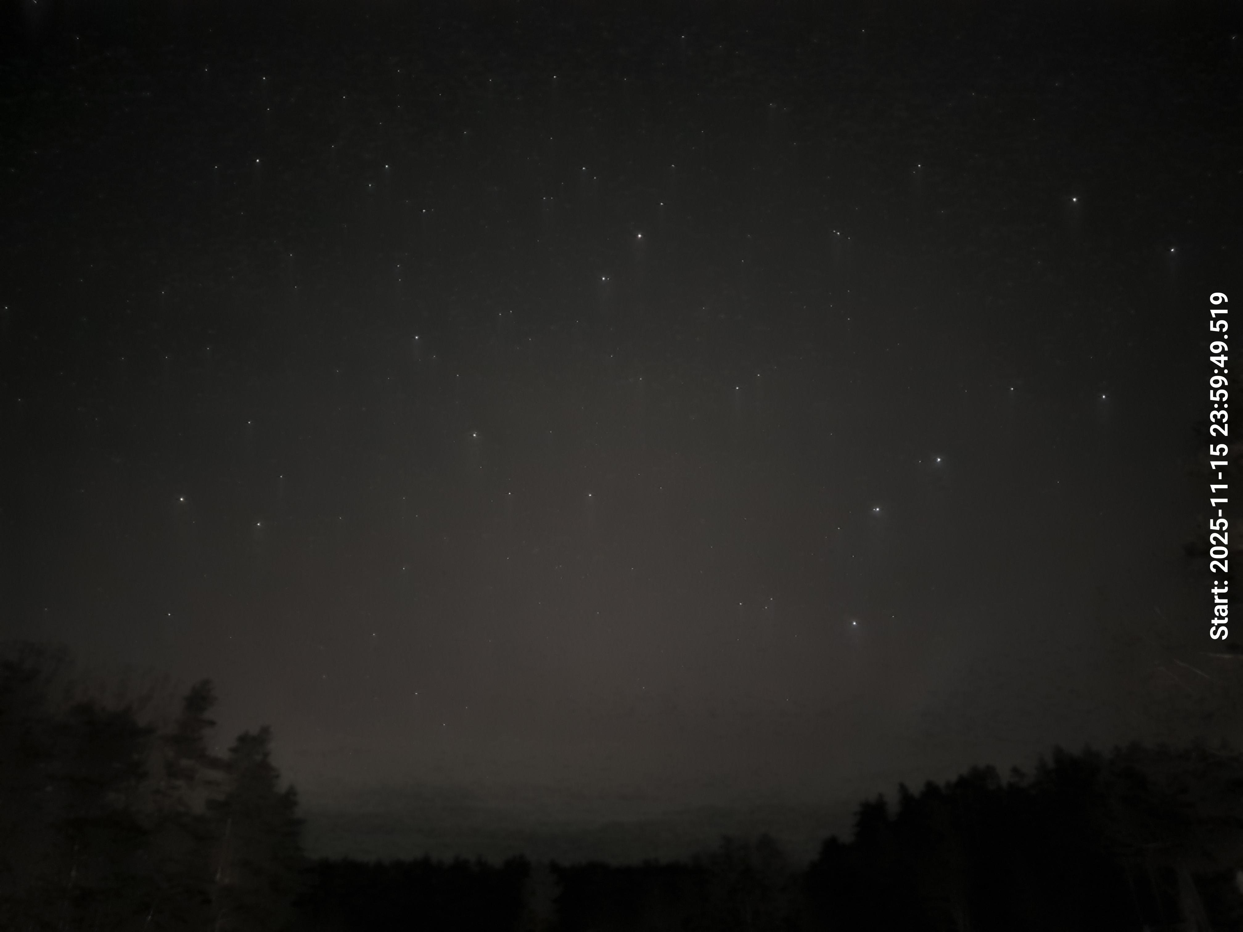 aurle_20251116_000005_lys31_star50_KPX_ISO1000_Lukker15.jpeg