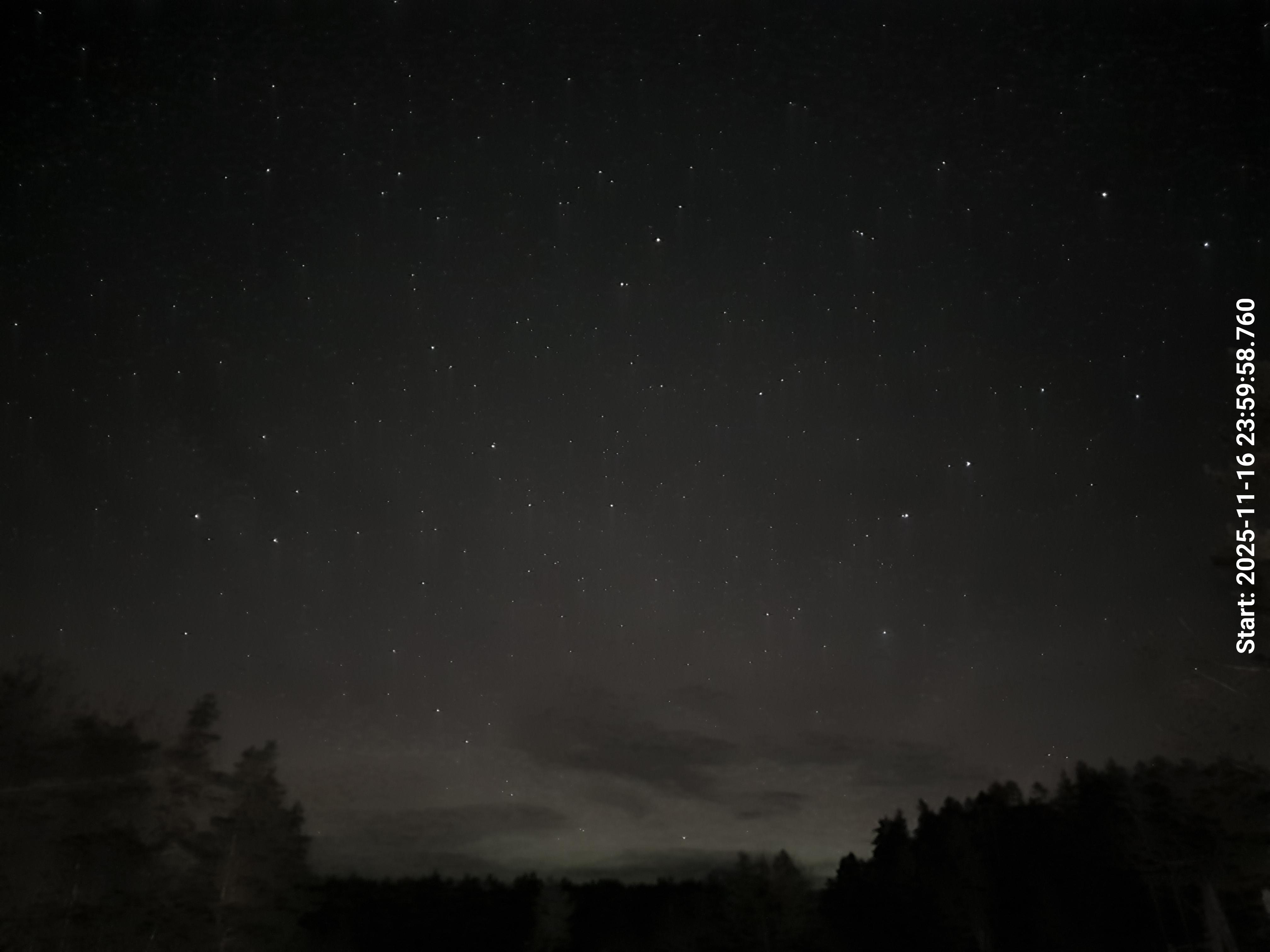 aurle_20251117_000015_lys26_star50_KPX_ISO1000_Lukker15.jpeg