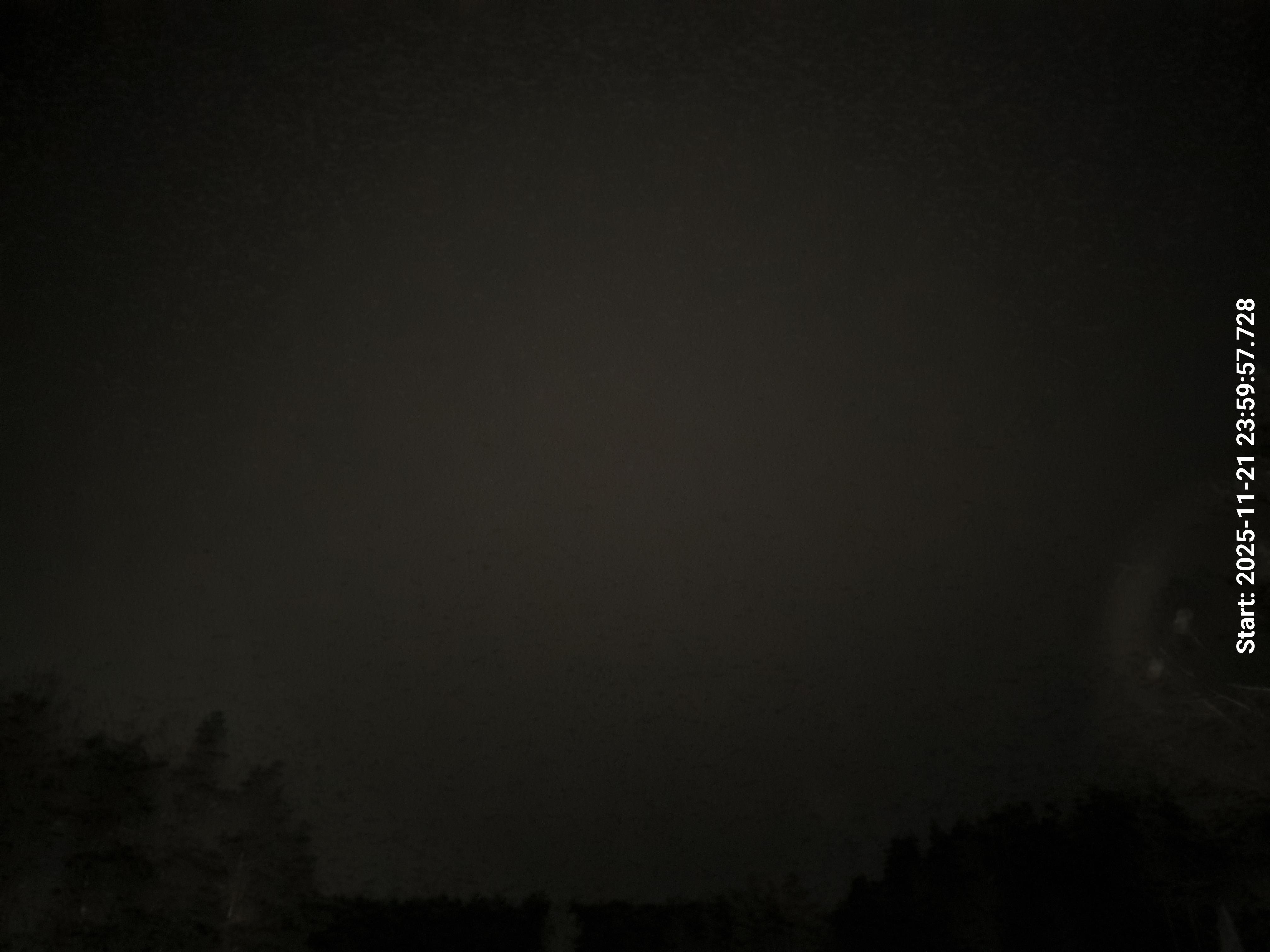 skyle_20251122_000007_lys24_star50_KP02_ISO1600_Lukker8.jpeg