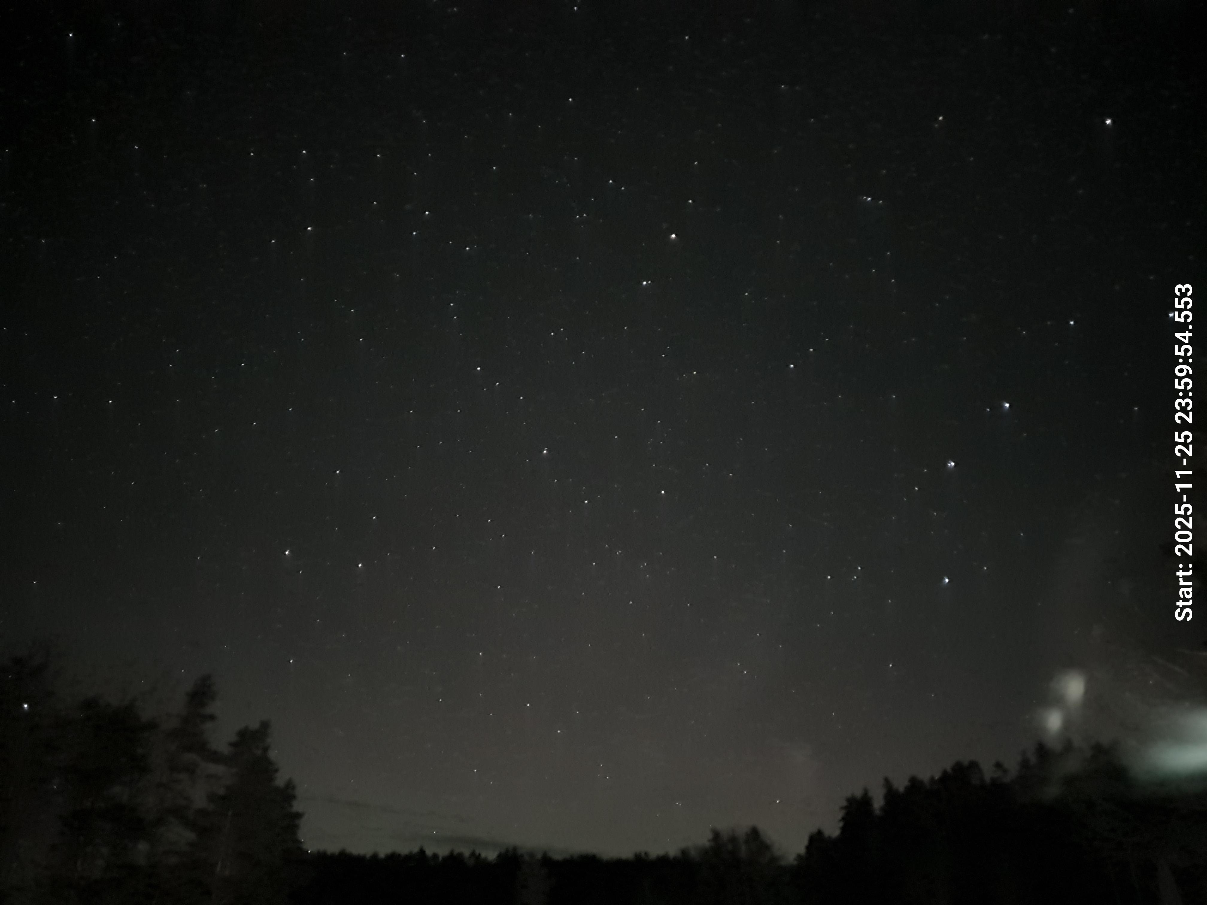 skyle_20251126_000003_lys29_star50_KP03_ISO1600_Lukker8.jpeg
