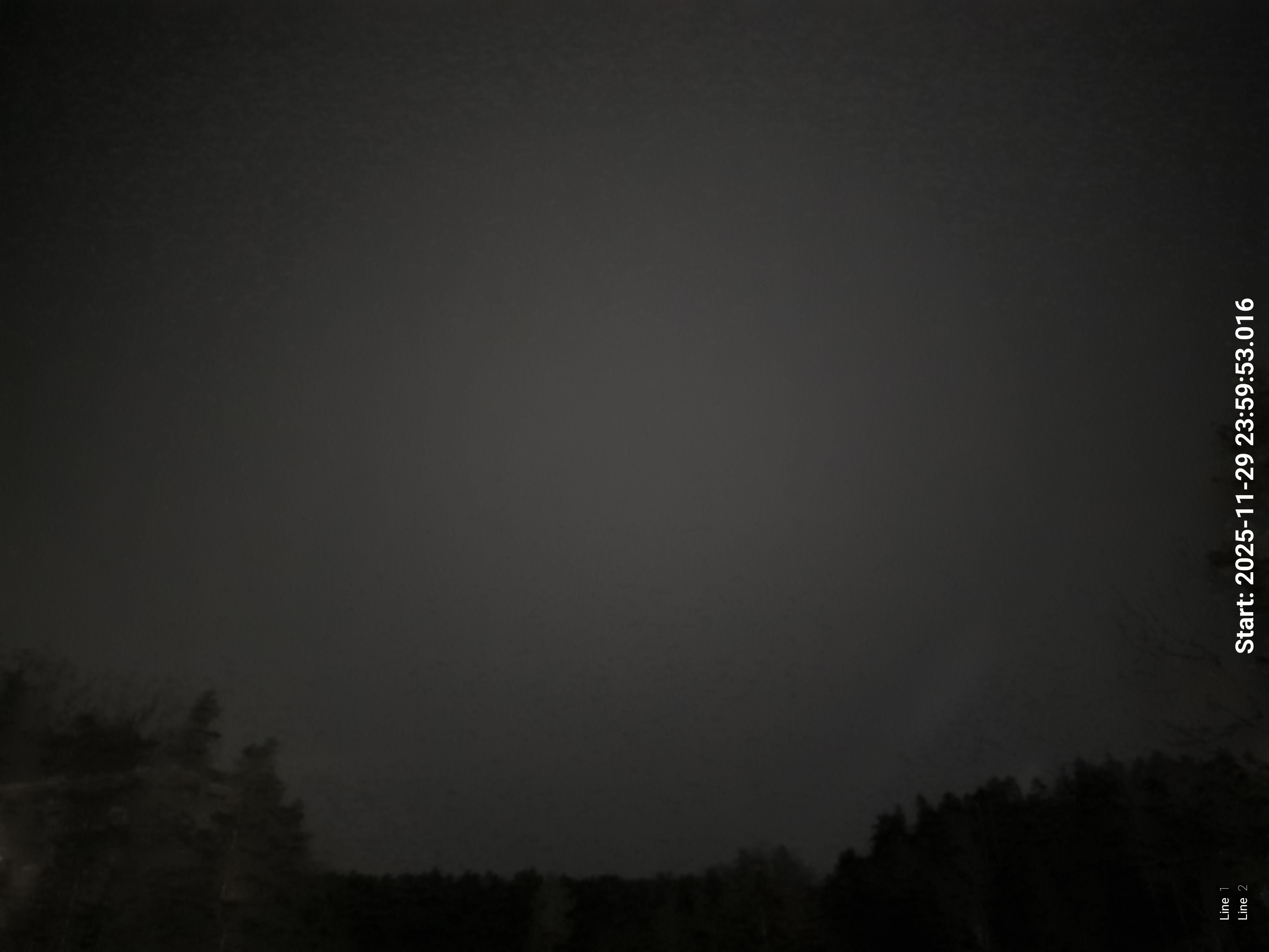 aurle_20251130_000009_lys40_star50_KPX_ISO1000_Lukker15.jpeg