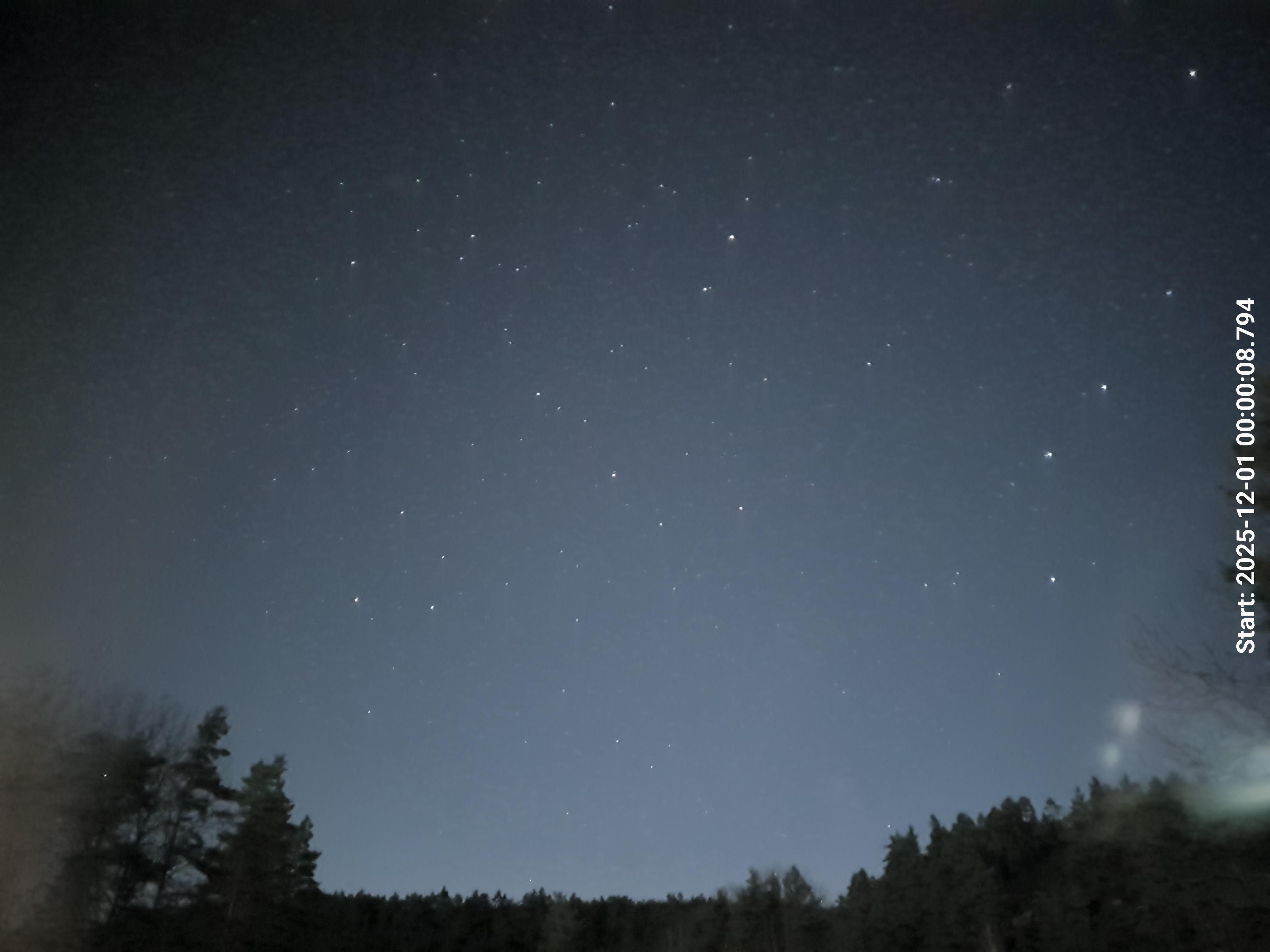 skyle_20251201_000018_lys68_star50_KP02_ISO1600_Lukker8.jpeg