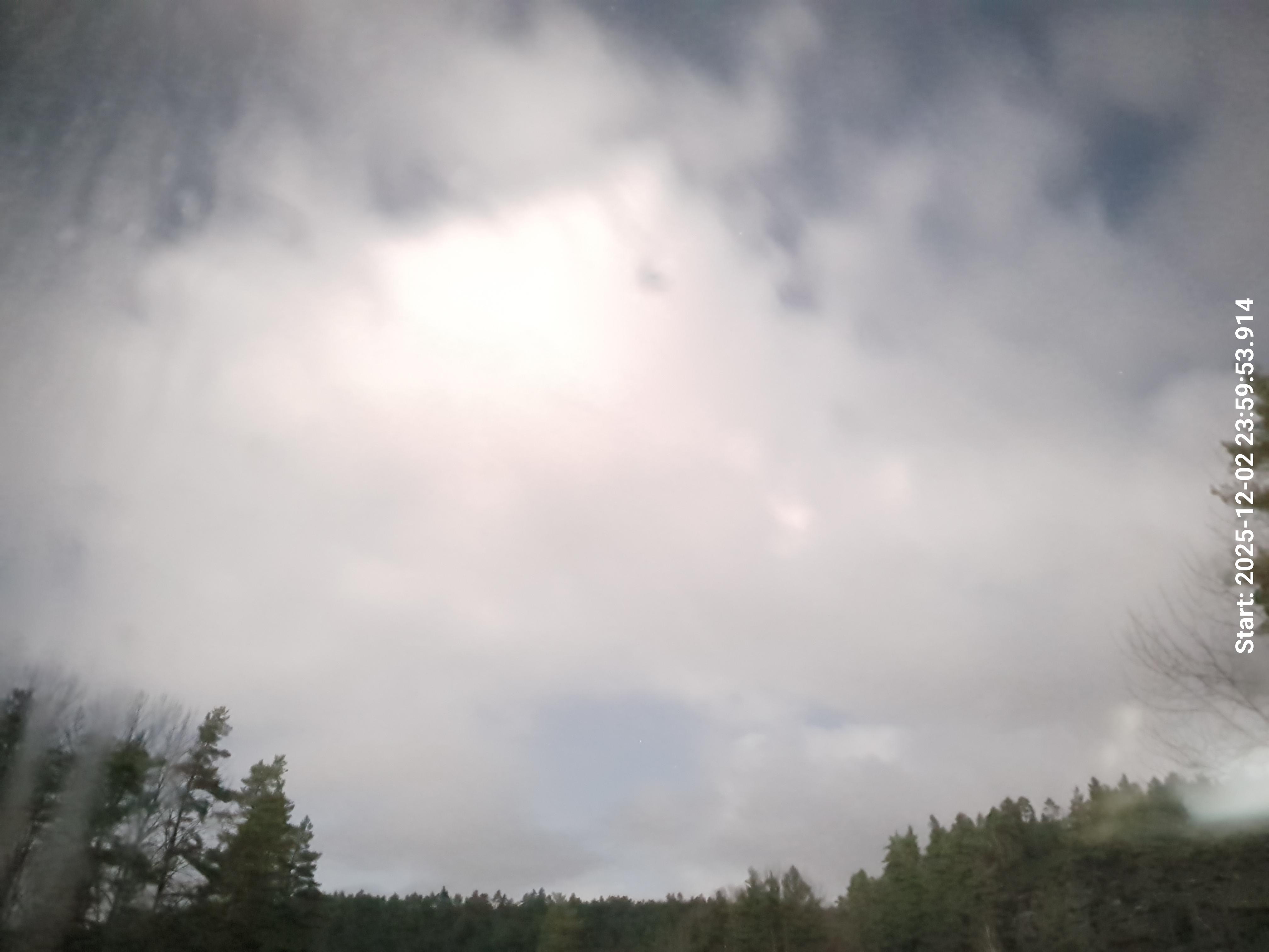 skyle_20251203_000003_lys165_star50_KP01_ISO1600_Lukker8.jpeg