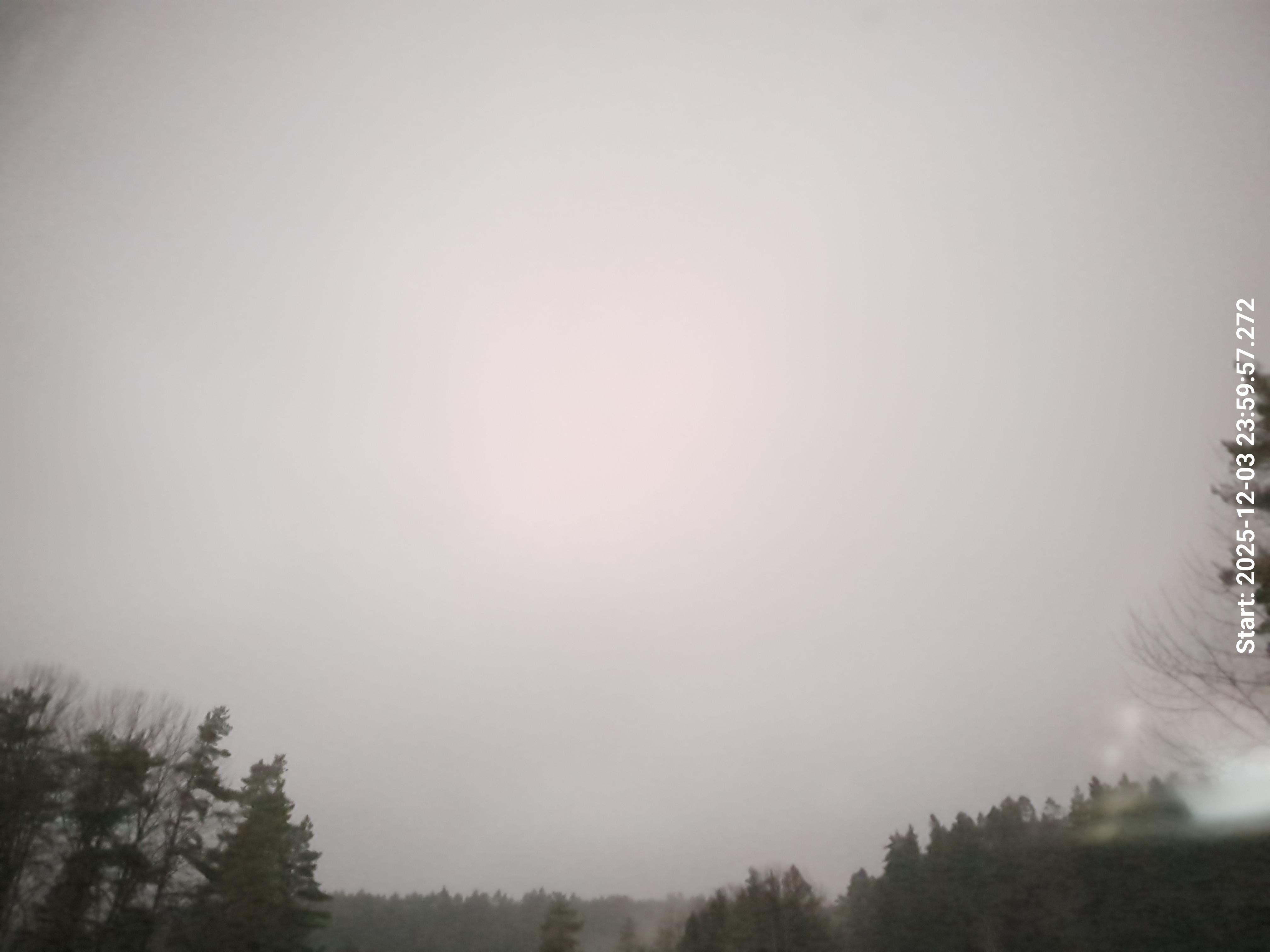 skyle_20251204_000006_lys177_star50_KP04_ISO1600_Lukker8.jpeg