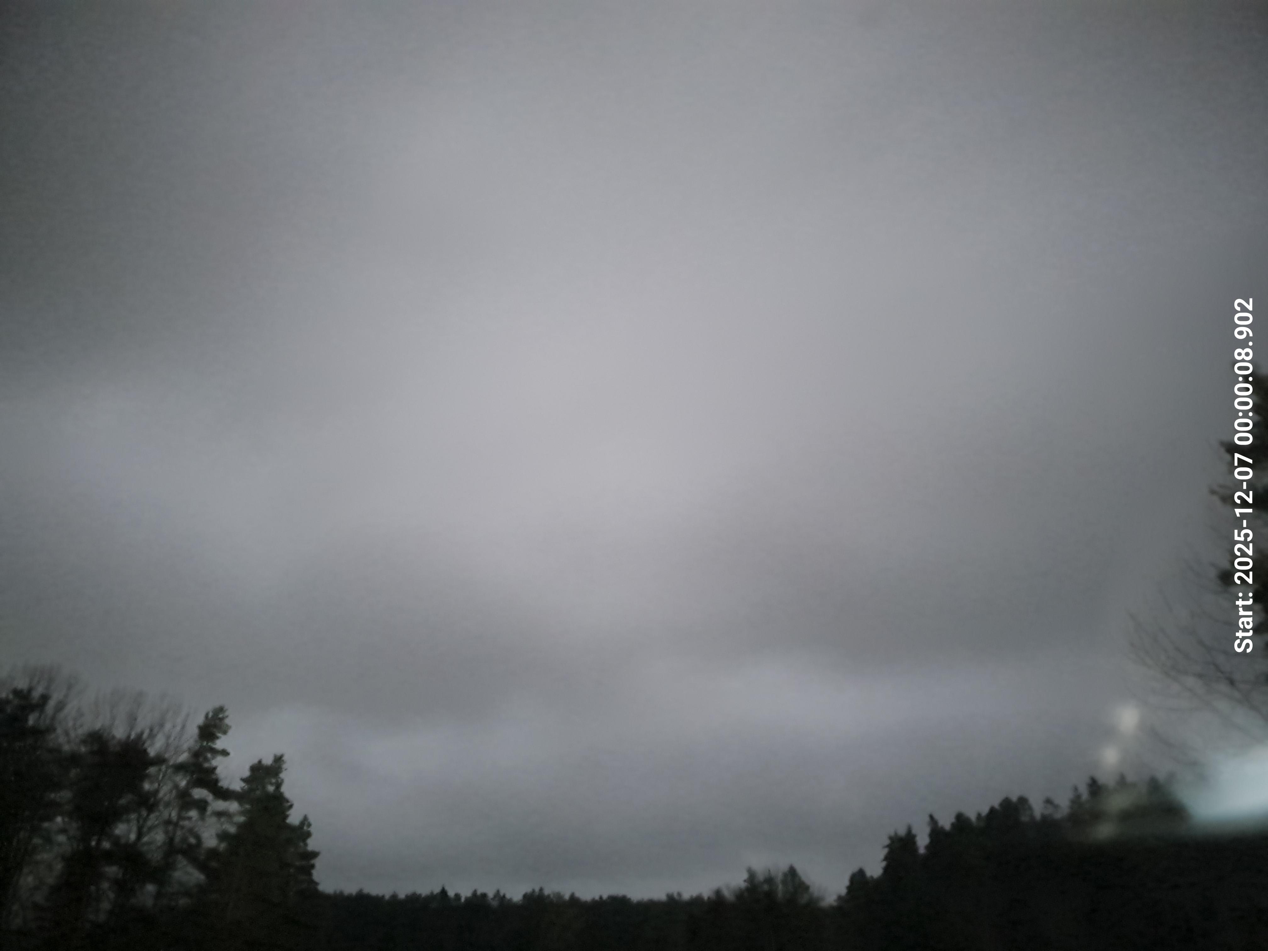 skyle_20251207_000018_lys120_star50_KP01_ISO1600_Lukker8.jpeg