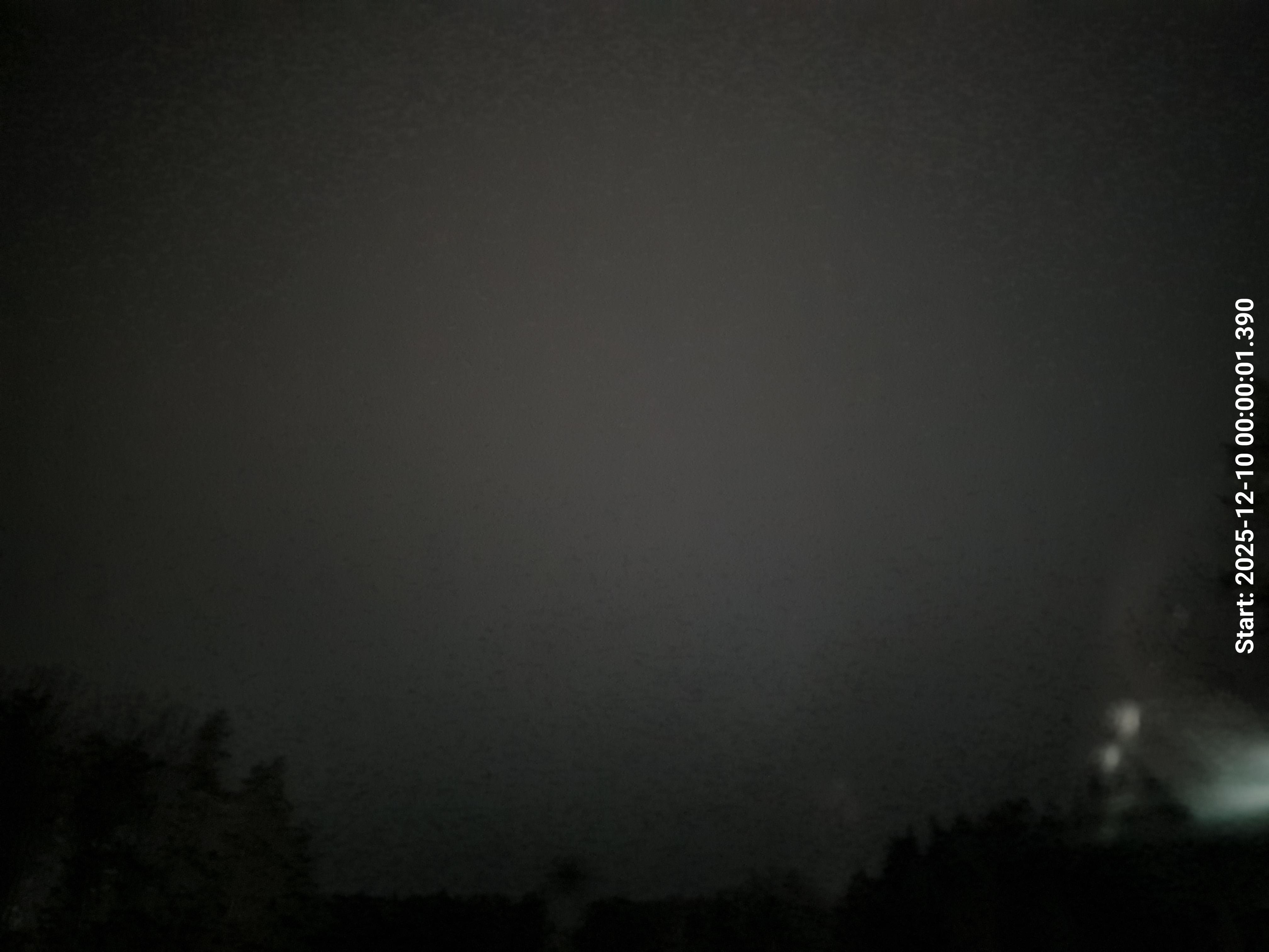 skyle_20251210_000010_lys38_star50_KP01_ISO1600_Lukker8.jpeg