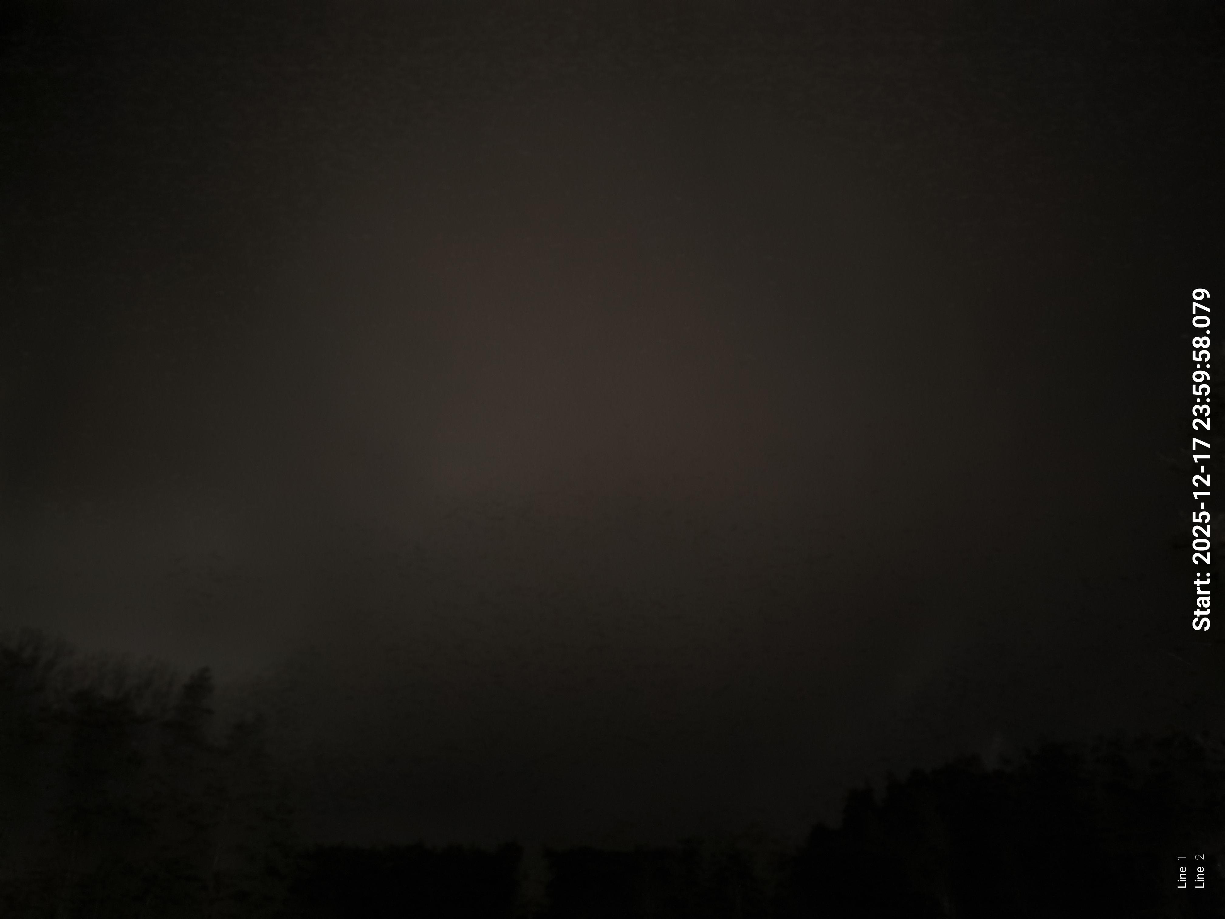 aurle_20251218_000014_lys26_star50_KPX_ISO1000_Lukker15.jpeg