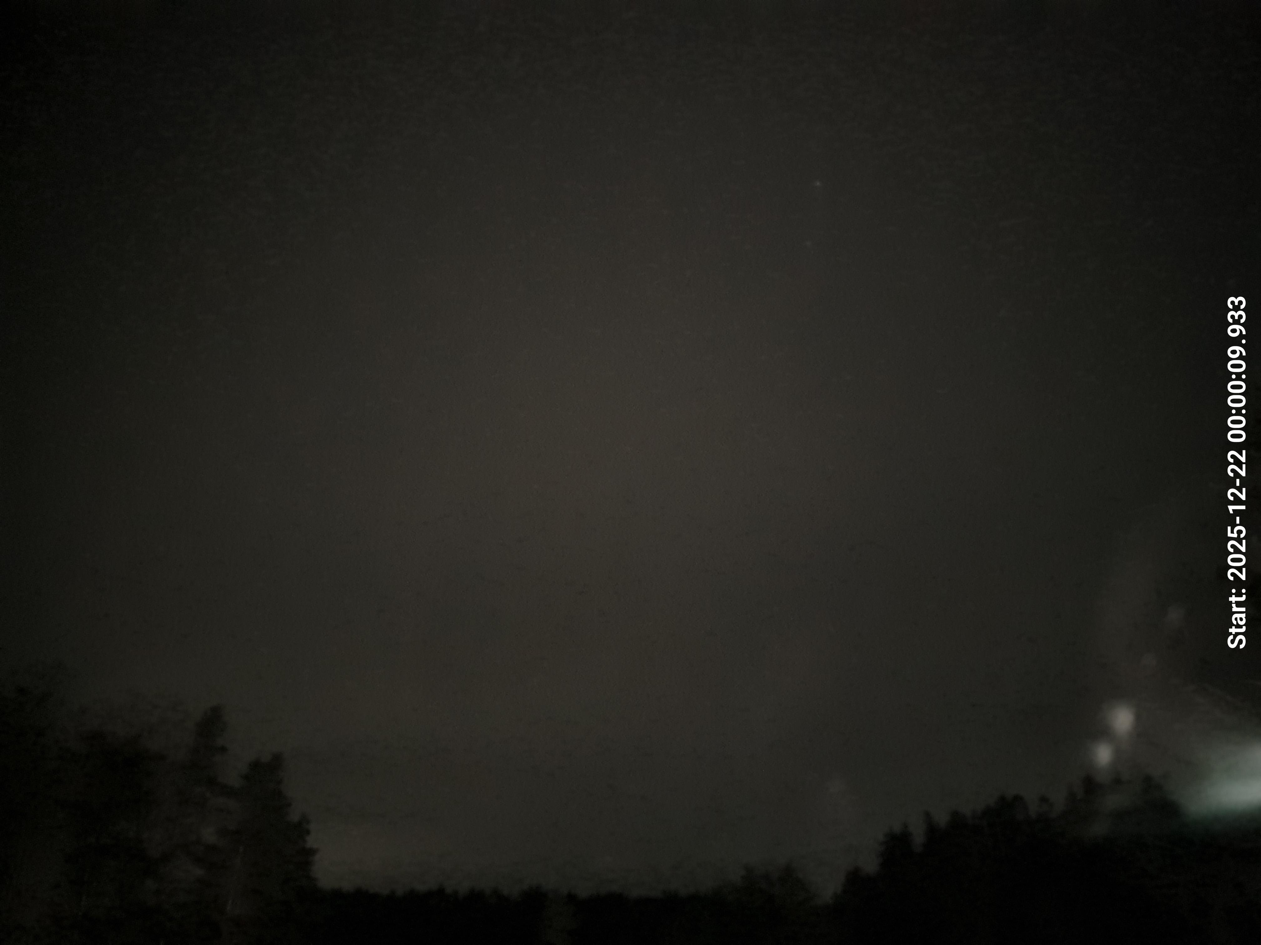 skyle_20251222_000019_lys32_star50_KP05_ISO1600_Lukker8.jpeg