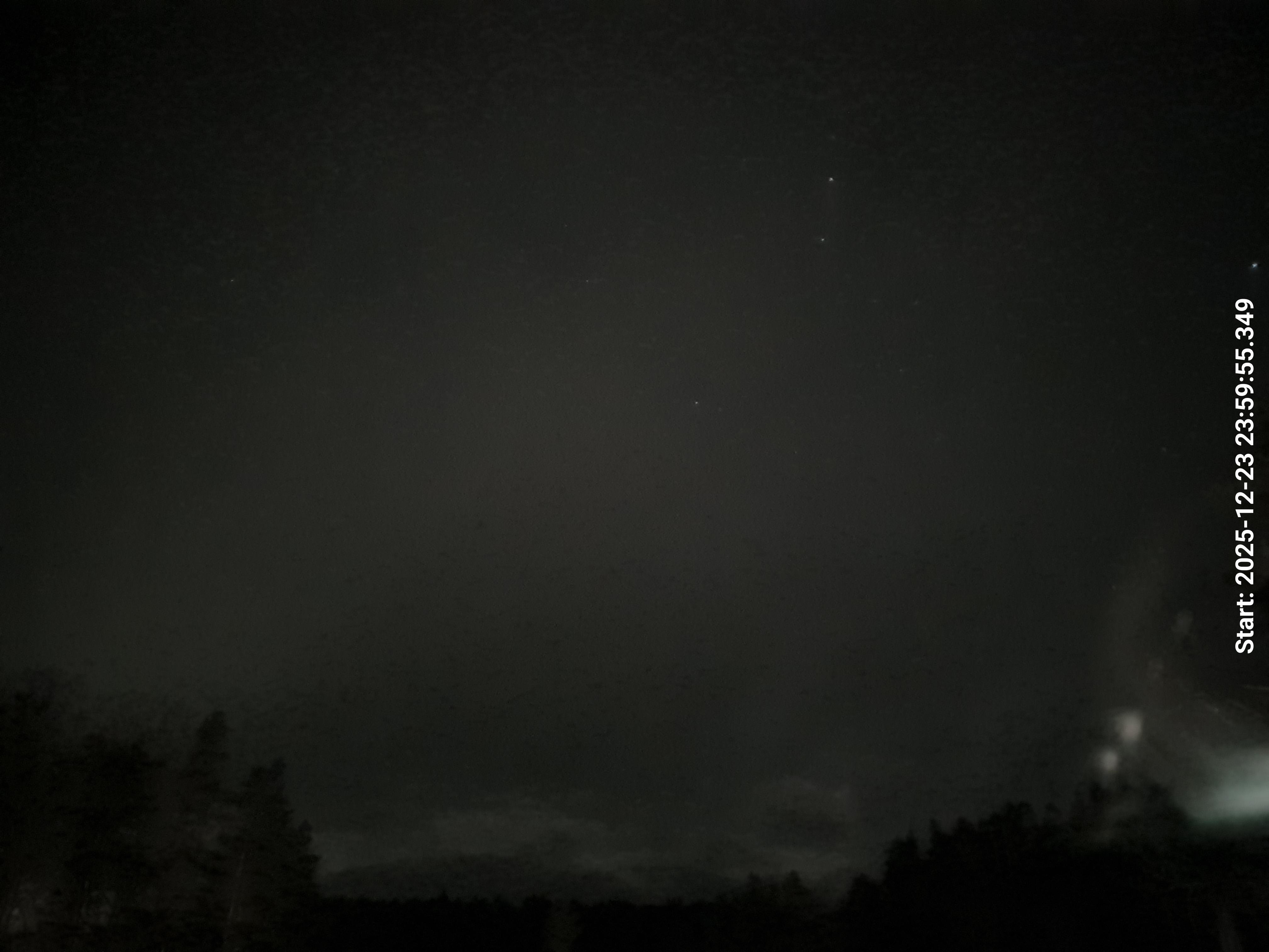 skyle_20251224_000004_lys26_star50_KP04_ISO1600_Lukker8.jpeg