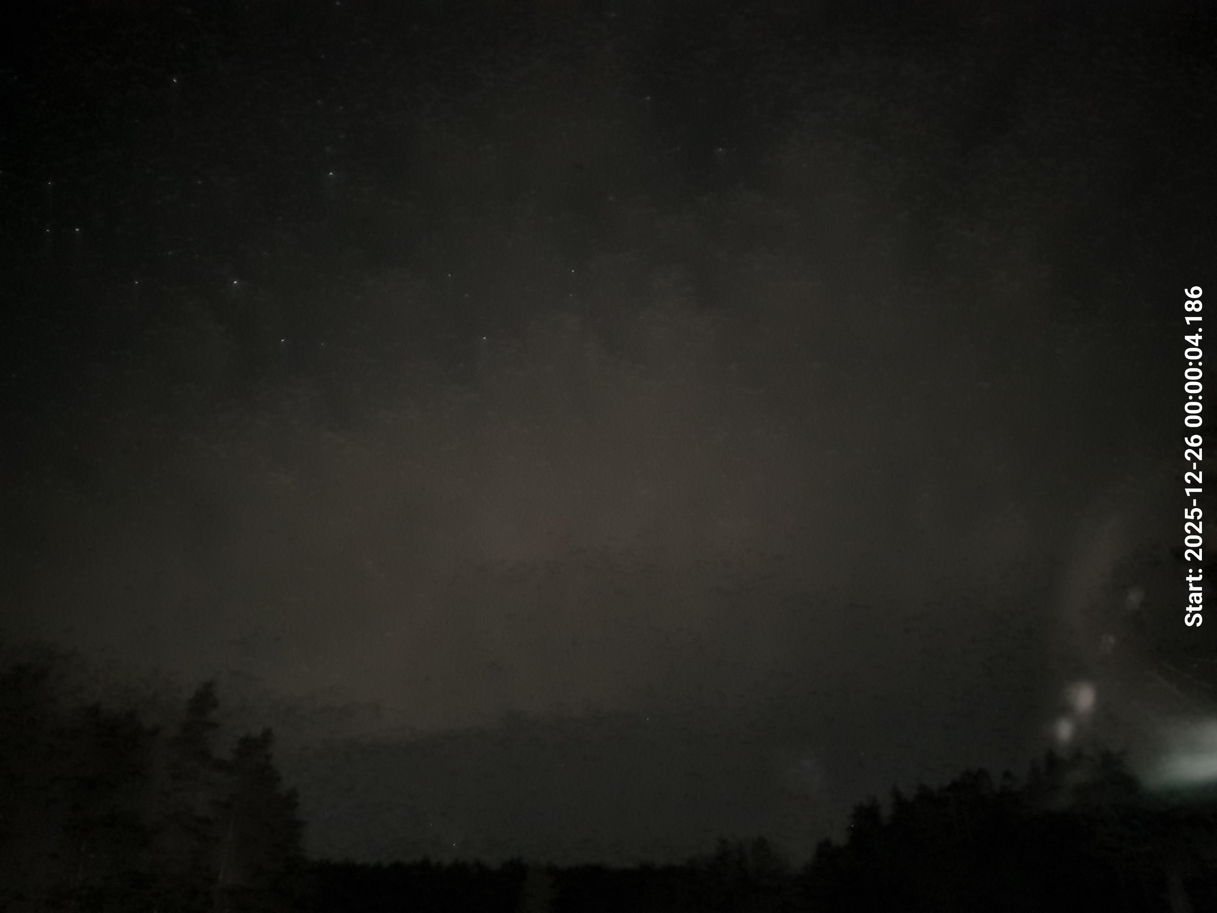 skyle_20251226_000013_lys30_star50_KP01_ISO1600_Lukker8.jpeg