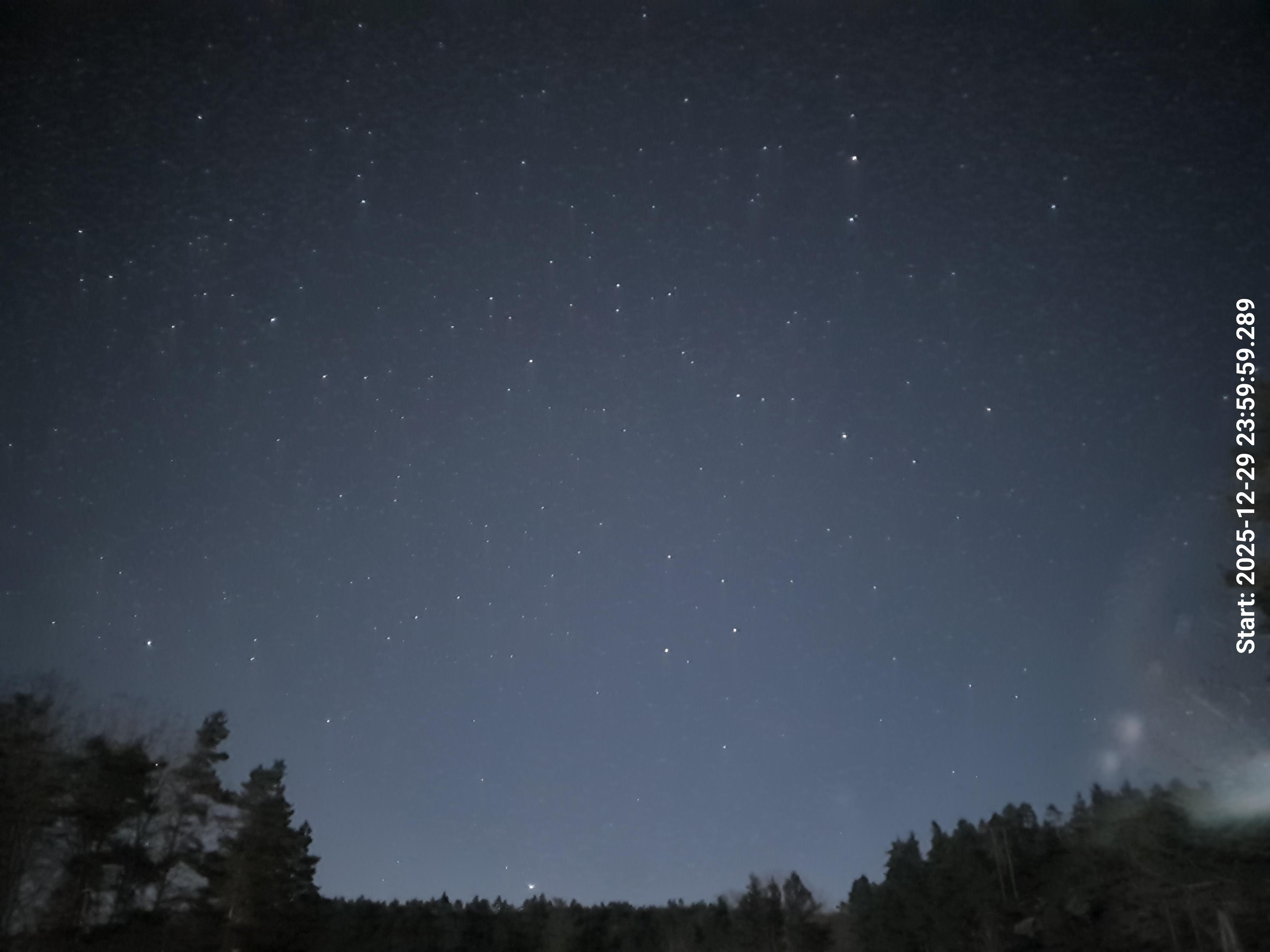 skyle_20251230_000008_lys61_star50_KP02_ISO1600_Lukker8.jpeg