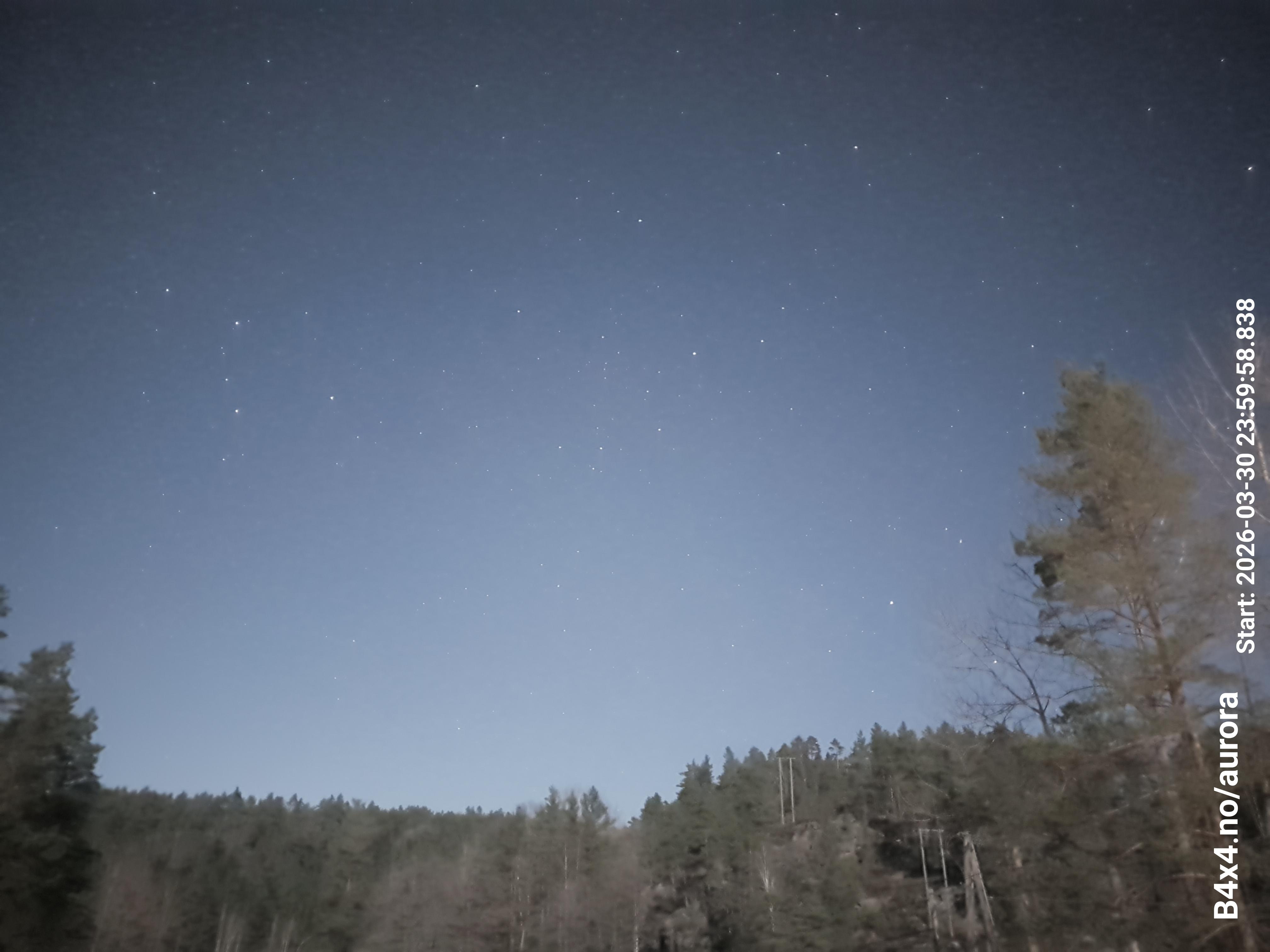 aurle_20260331_000015_lys101_star50_KP01_ISO1000_Lukker15.jpeg