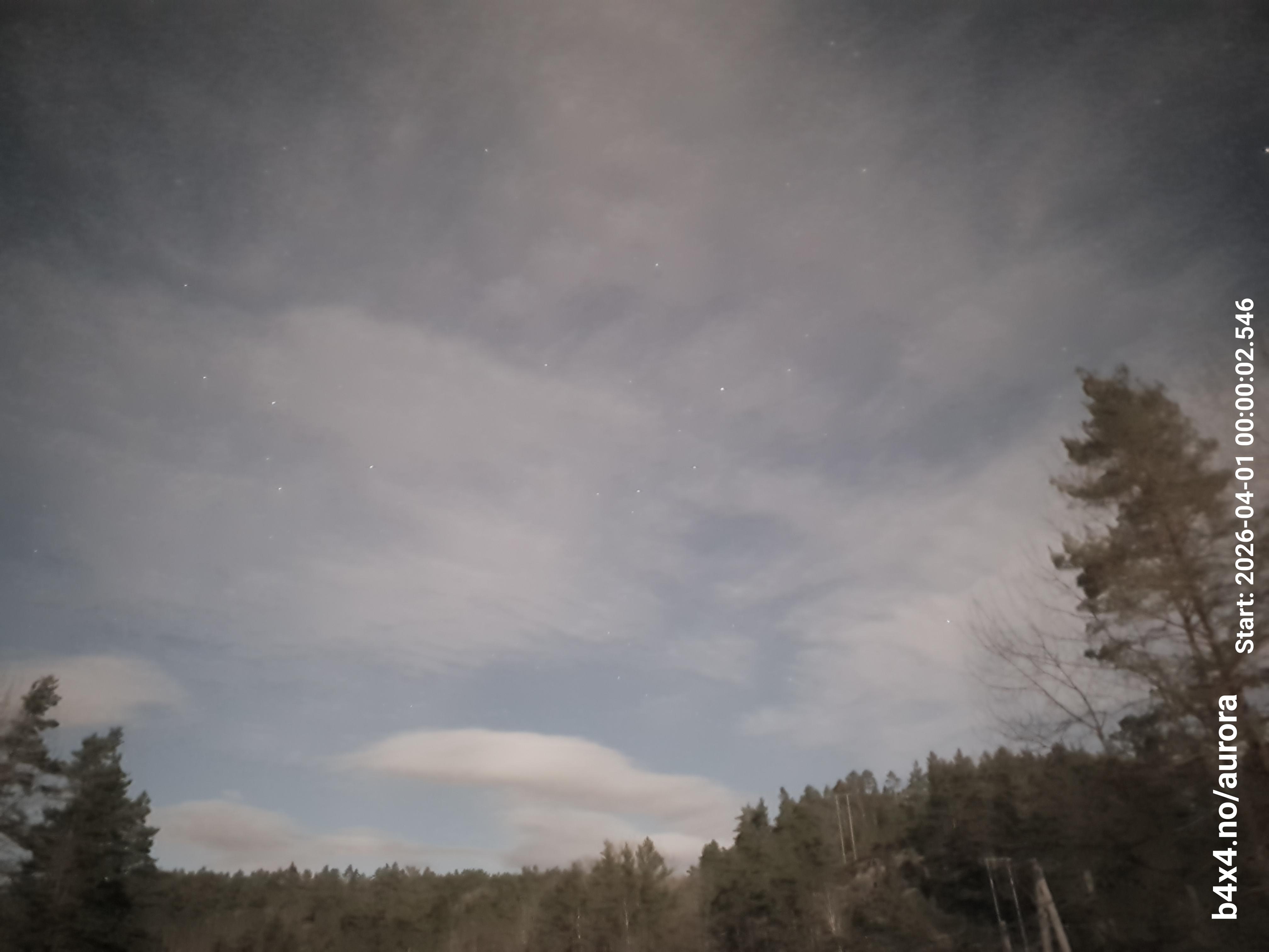 skyle_20260401_000011_lys114_star50_KP01_ISO1000_Lukker8.jpeg
