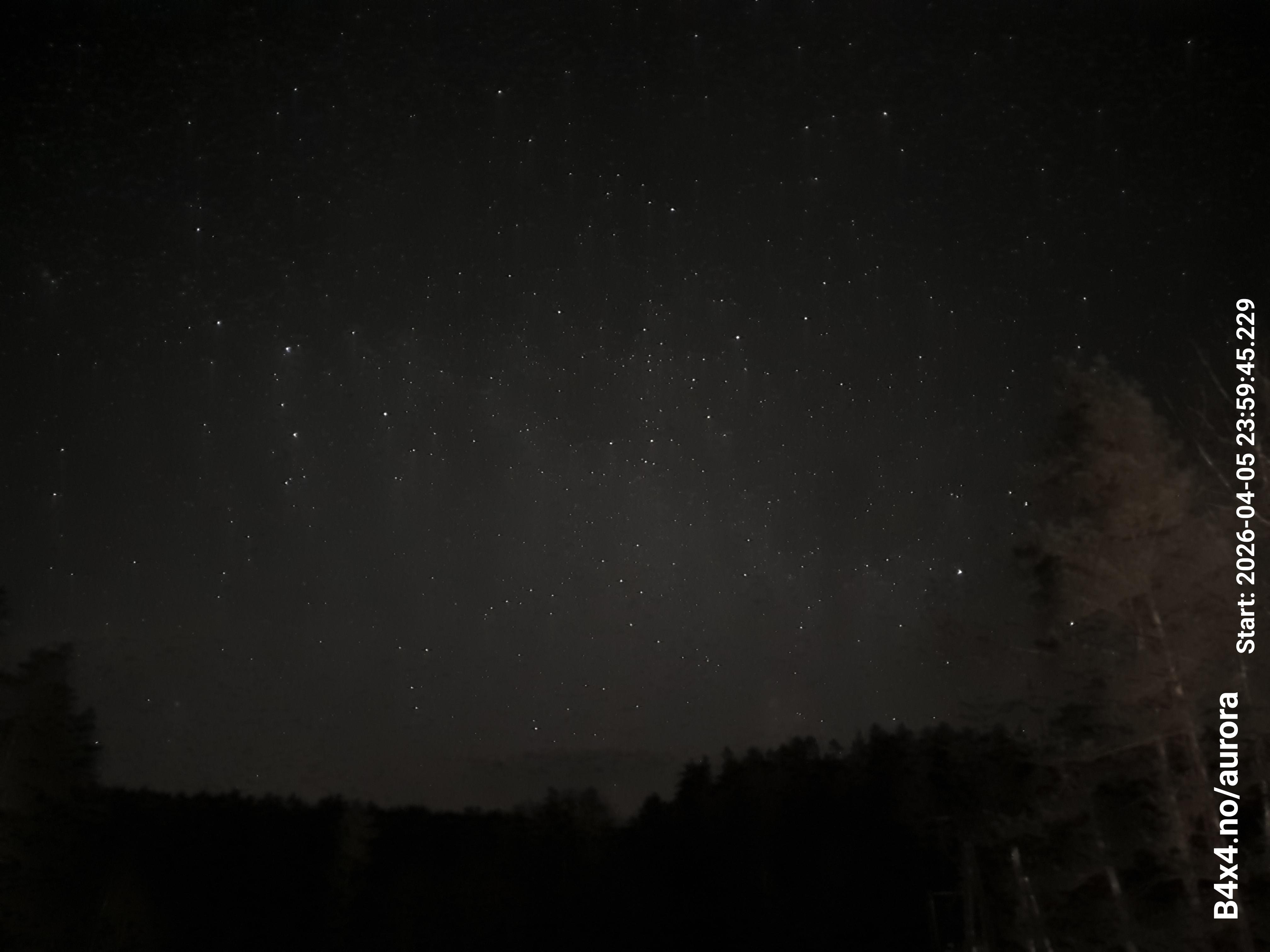 aurle_20260406_000001_lys22_star50_KP00_ISO1000_Lukker15.jpeg