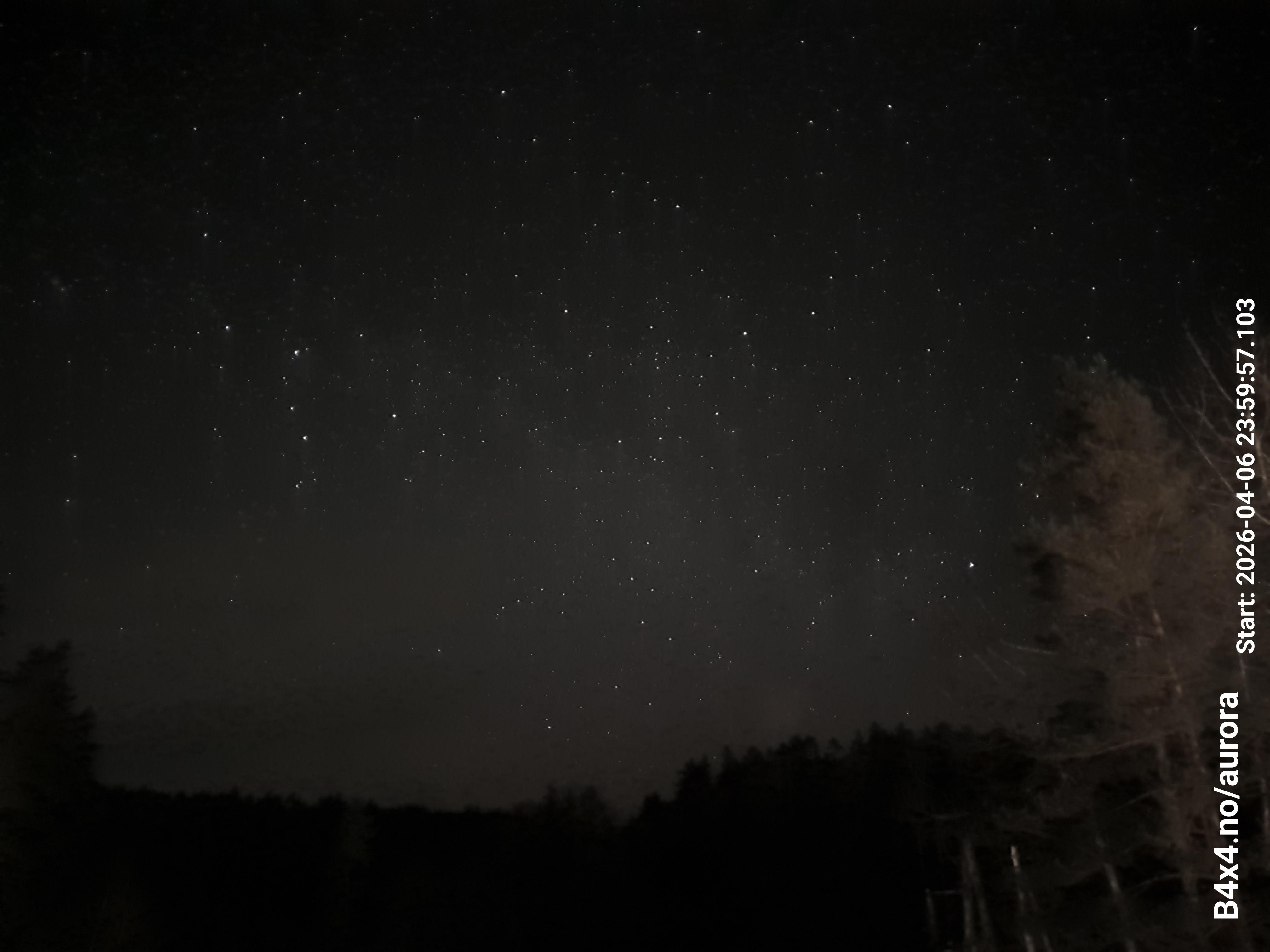 aurle_20260407_000013_lys22_star50_KP01_ISO1000_Lukker15.jpeg