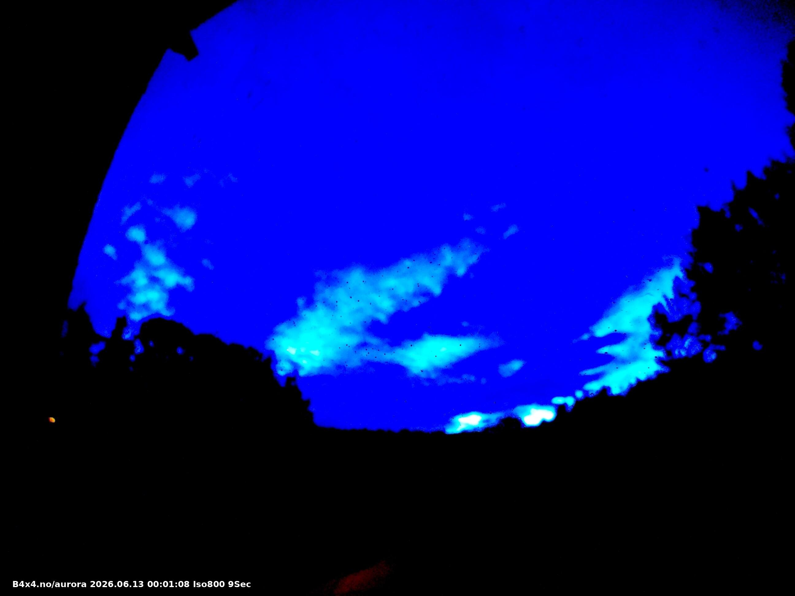 sencle_20260613_000108_lys21_star50_KP01_ISO800_Lukker9.jpeg