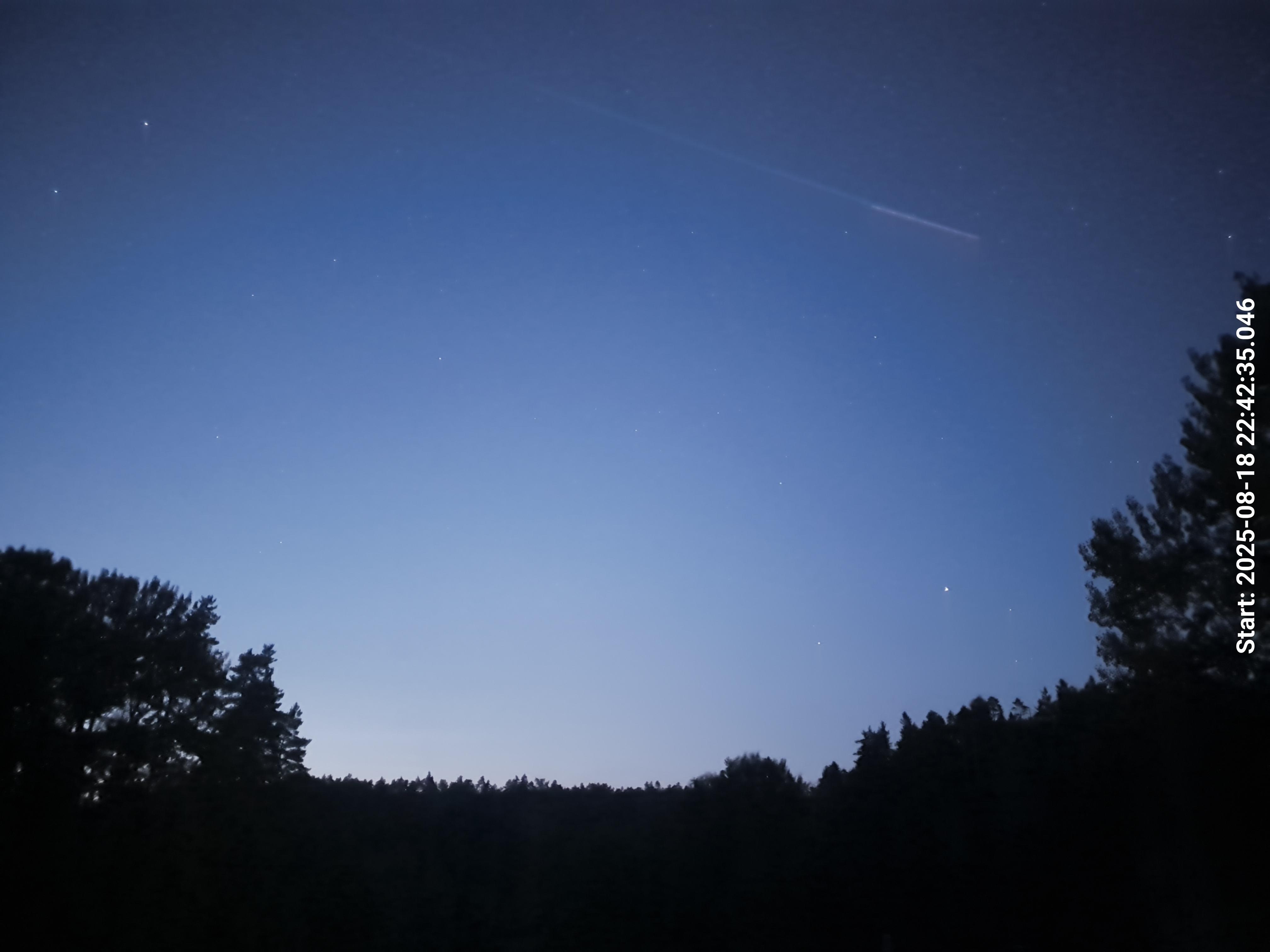 aurle_20250818_224246_lys78_KP04_ISO600_Lukker10.jpeg