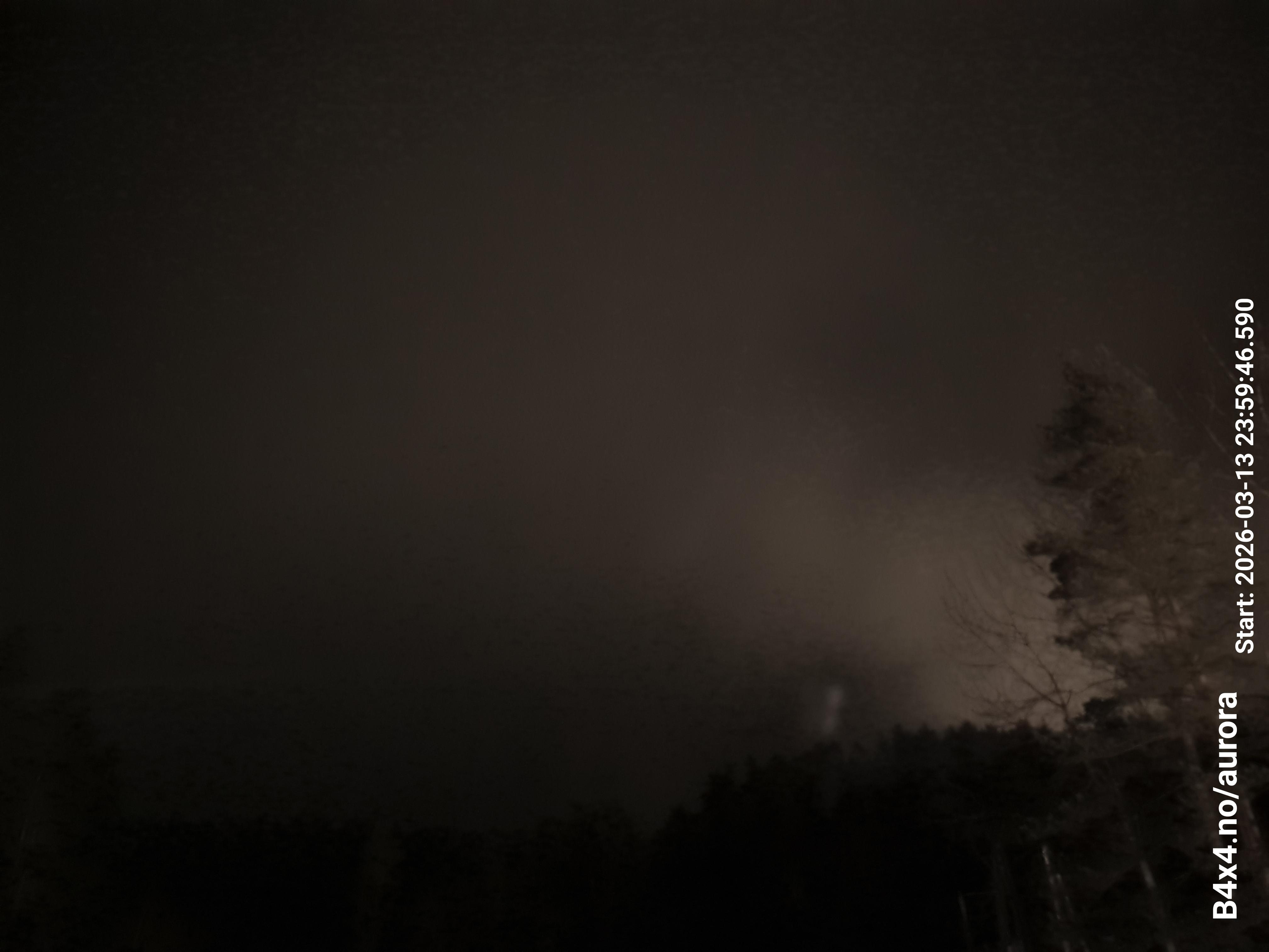 aurle_20260314_000002_lys29_star50_KP04_ISO1000_Lukker15.jpeg