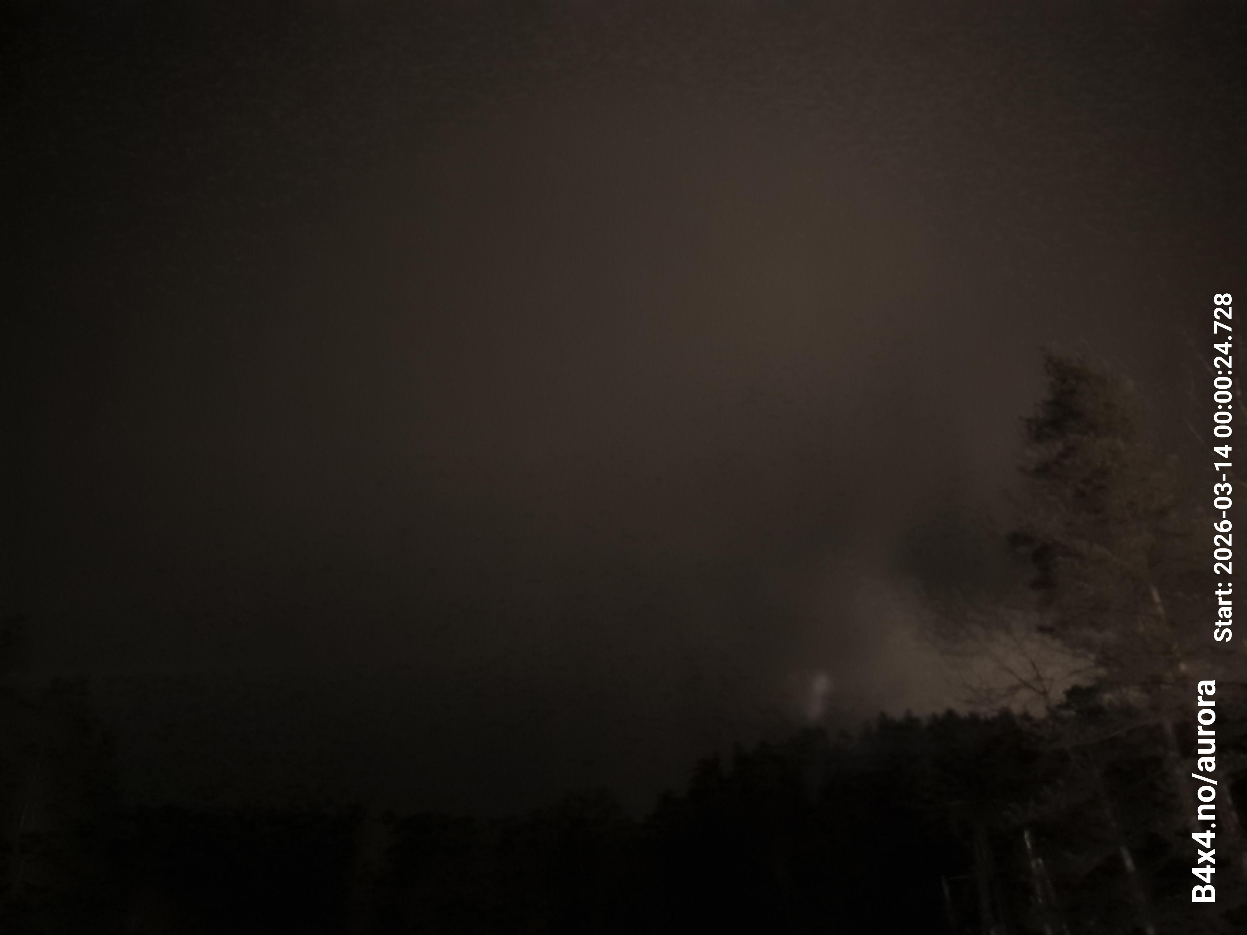 aurle_20260314_000041_lys30_star50_KP04_ISO1000_Lukker15.jpeg
