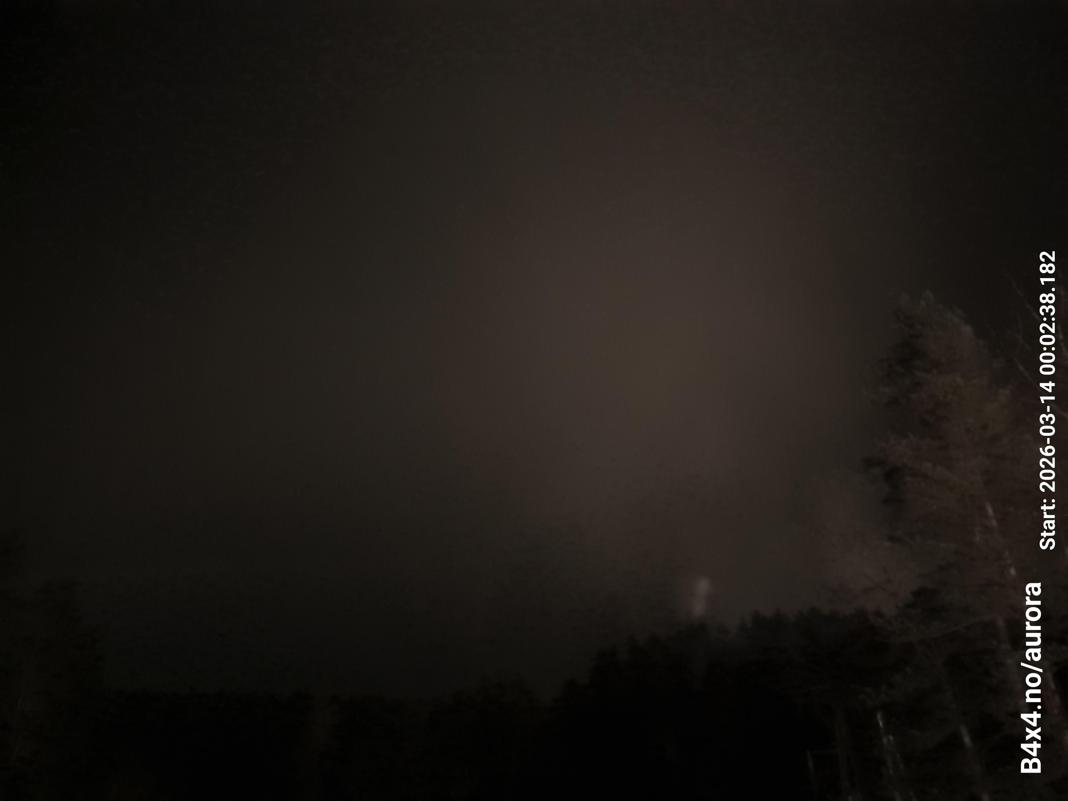 aurle_20260314_000254_lys27_star50_KP04_ISO1000_Lukker15.jpeg