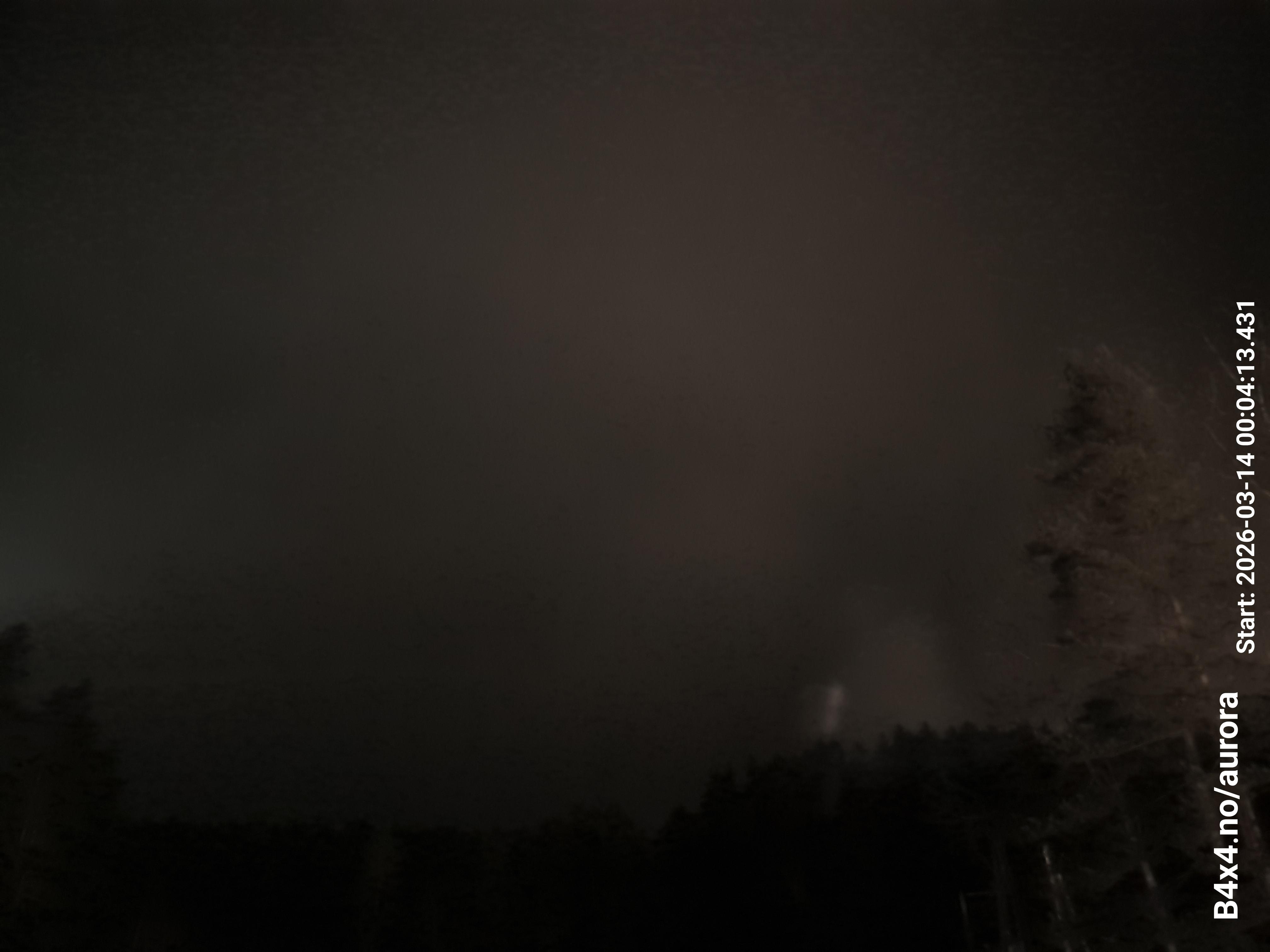 aurle_20260314_000429_lys30_star50_KP04_ISO1000_Lukker15.jpeg