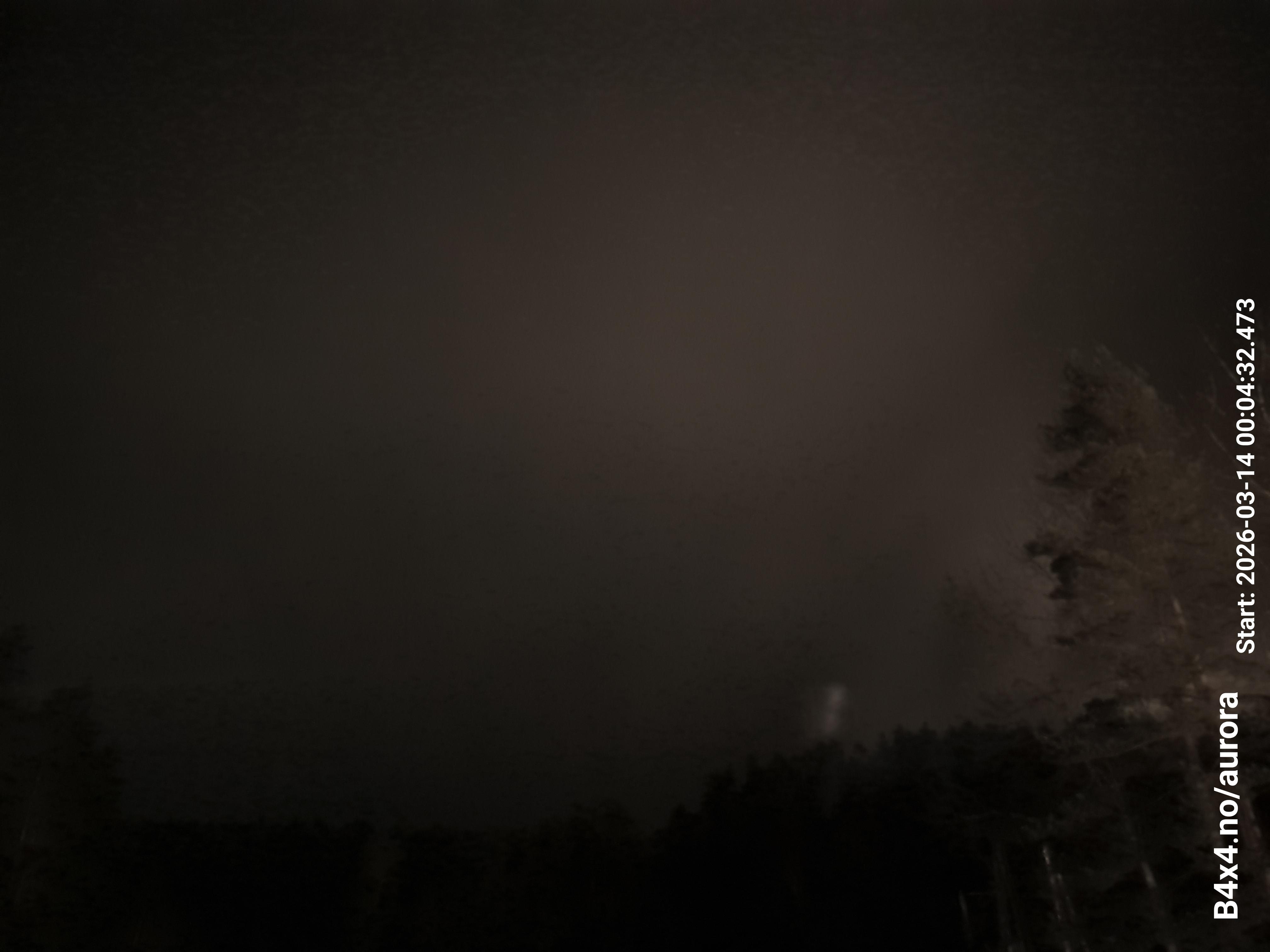 aurle_20260314_000448_lys29_star50_KP04_ISO1000_Lukker15.jpeg