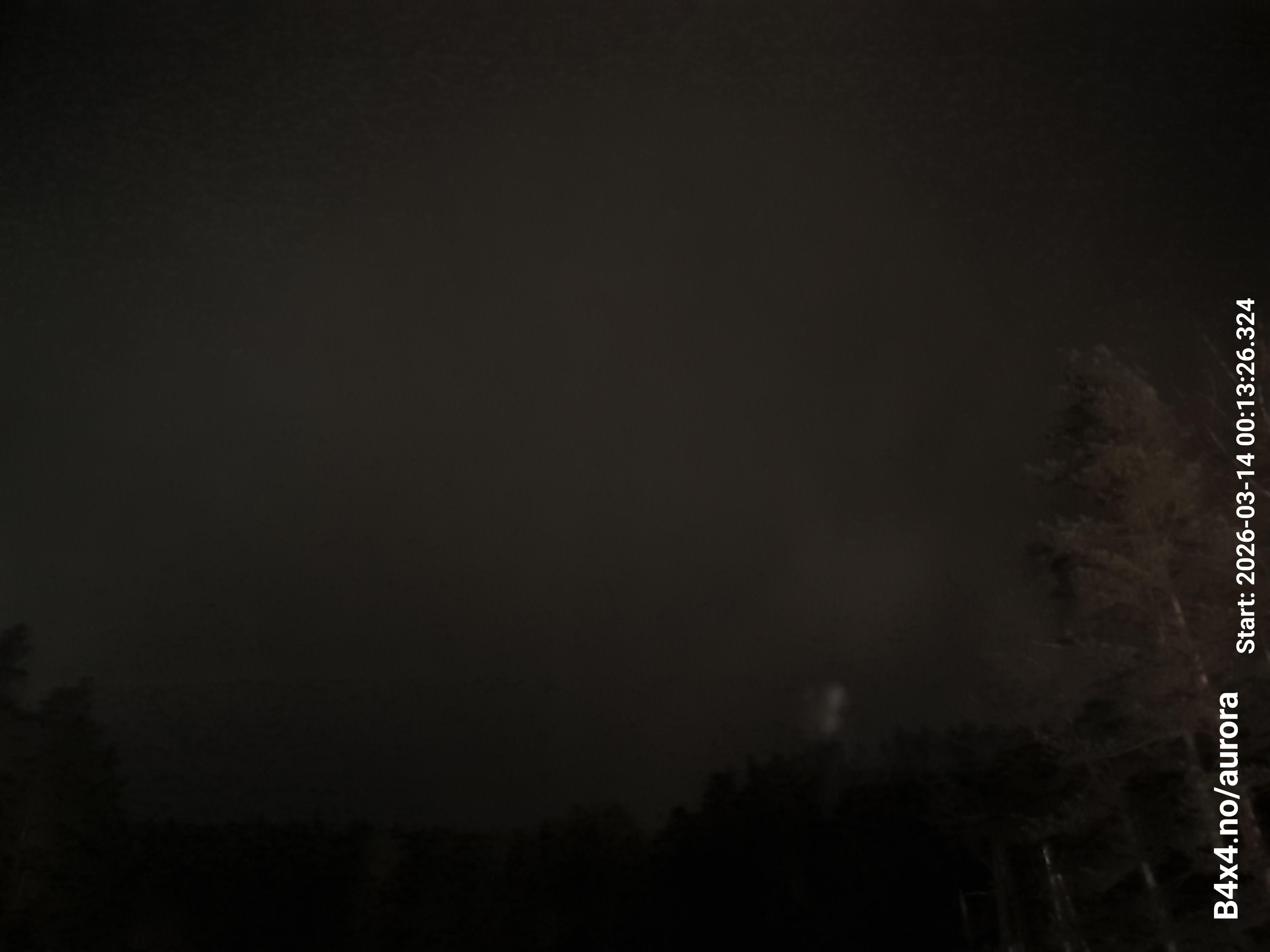 aurle_20260314_001342_lys25_star50_KP04_ISO1000_Lukker15.jpeg