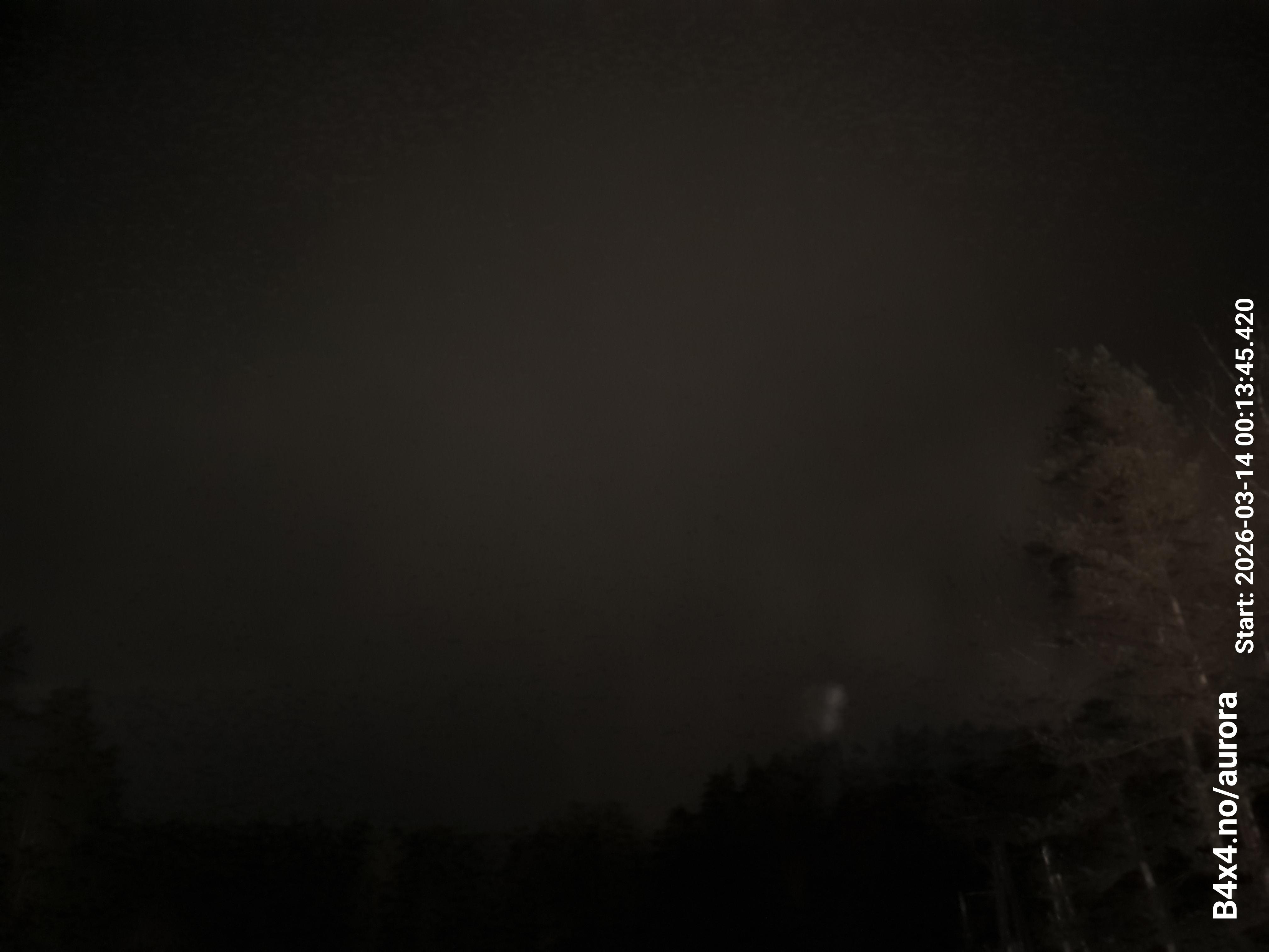 aurle_20260314_001401_lys24_star50_KP04_ISO1000_Lukker15.jpeg