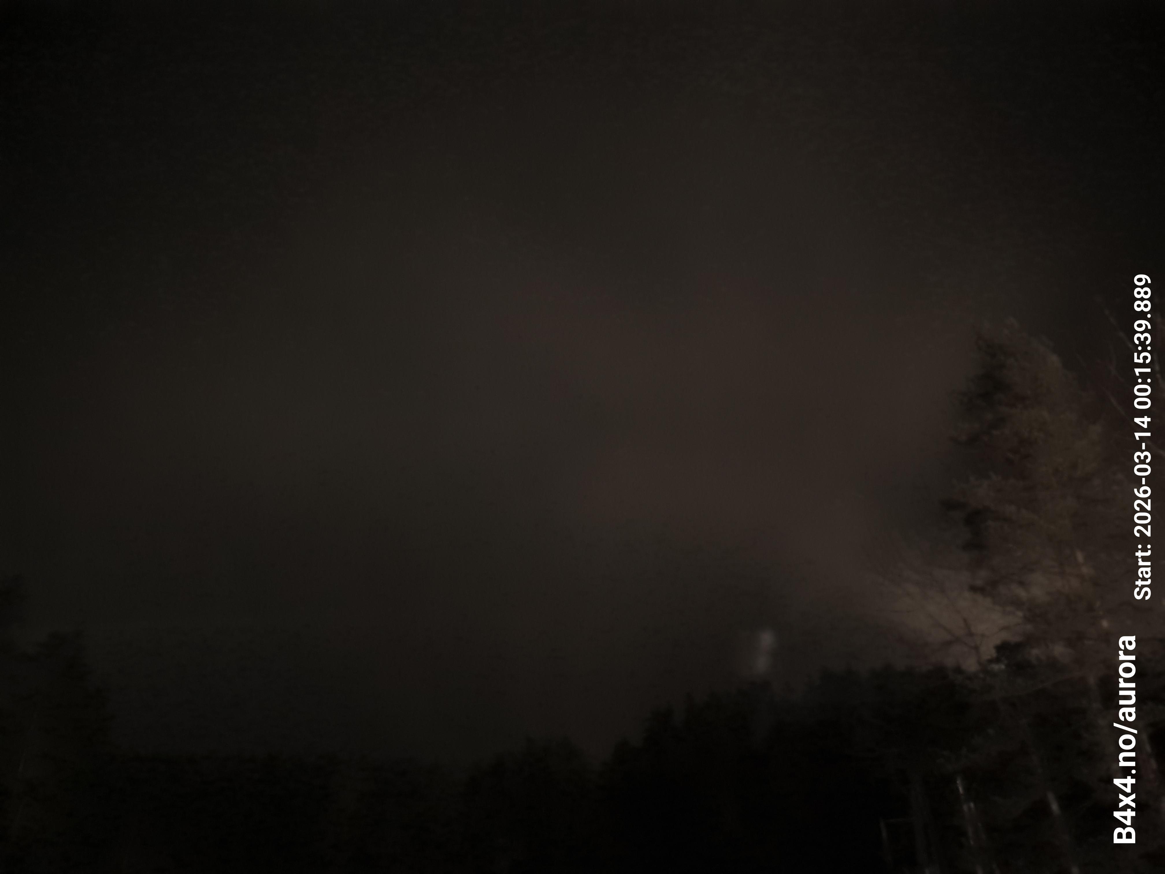 aurle_20260314_001556_lys25_star50_KP04_ISO1000_Lukker15.jpeg