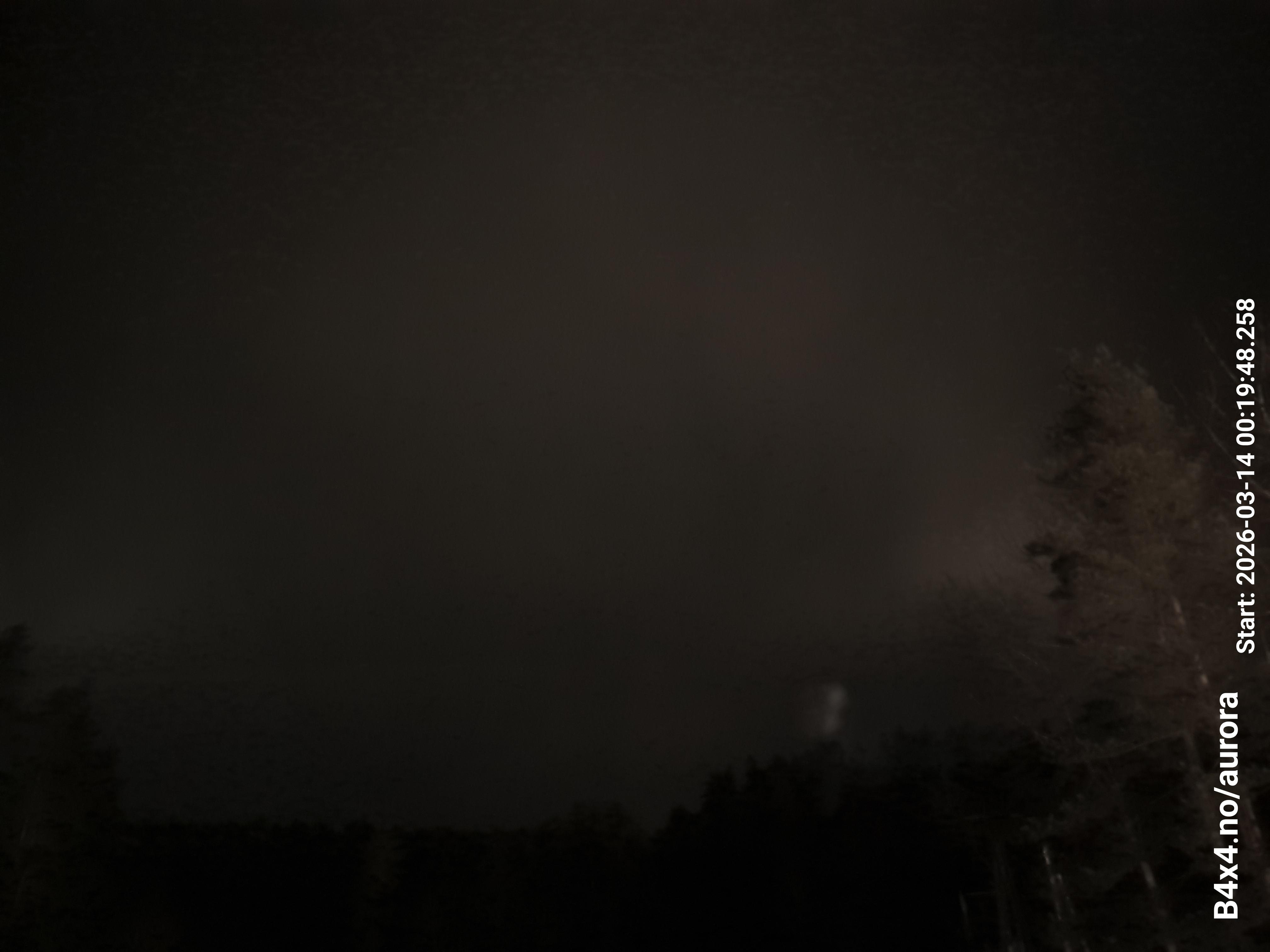 aurle_20260314_002004_lys24_star50_KP04_ISO1000_Lukker15.jpeg