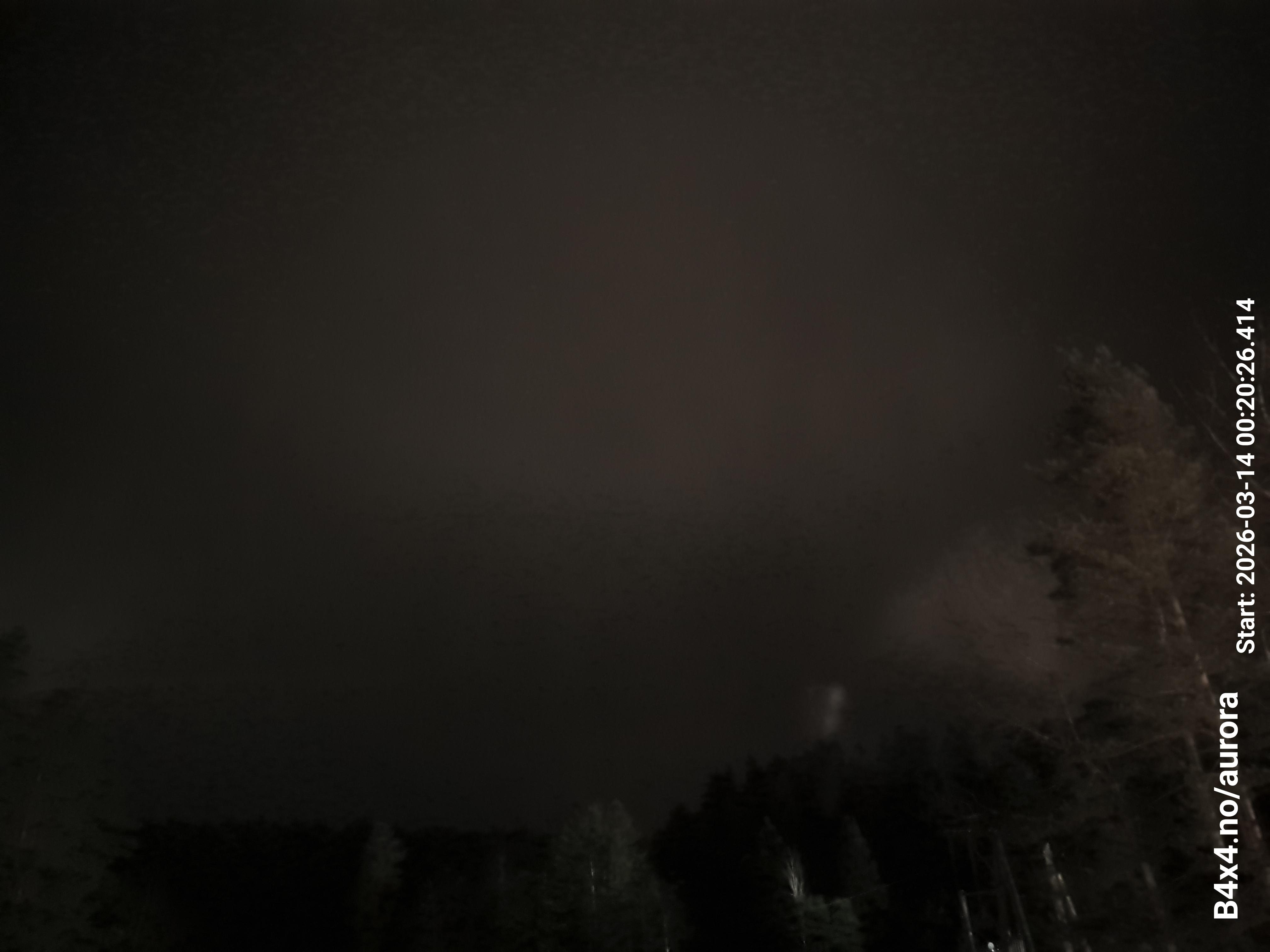 aurle_20260314_002042_lys28_star50_KP04_ISO1000_Lukker15.jpeg
