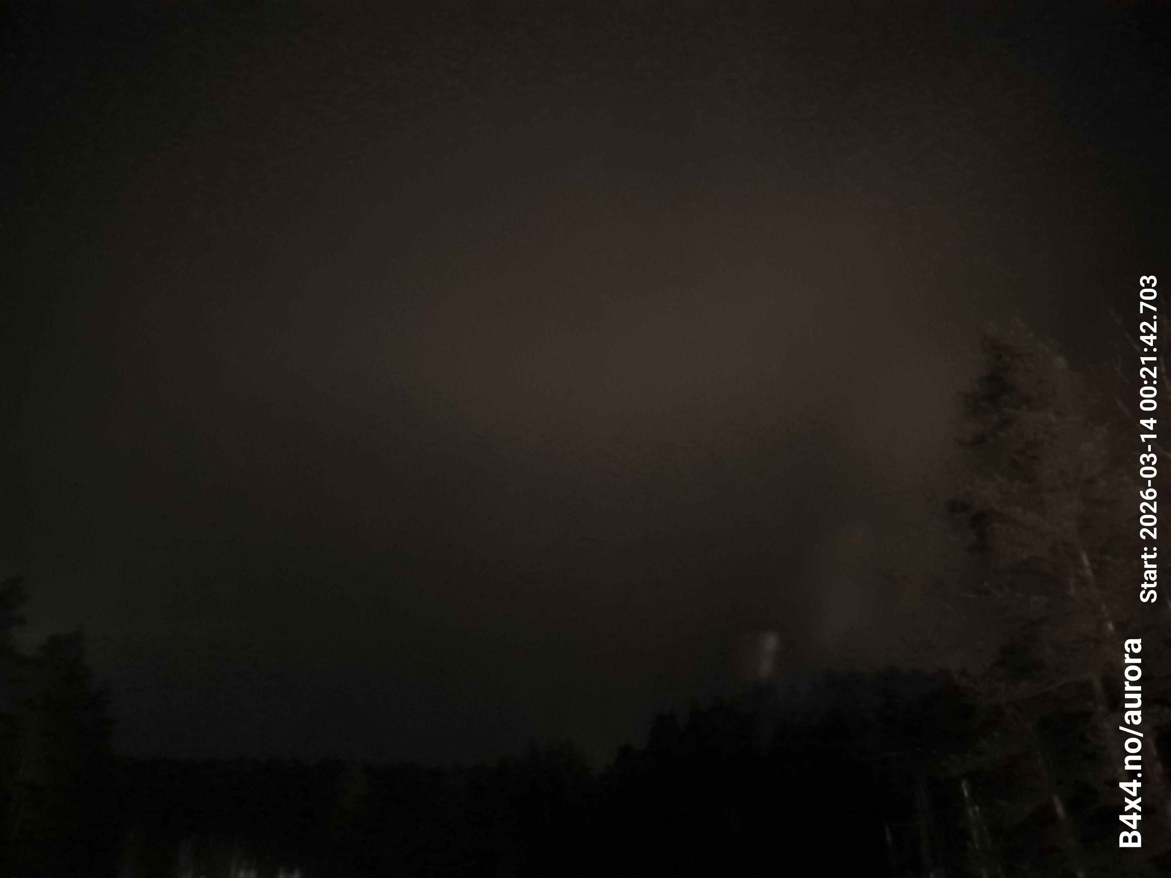 aurle_20260314_002158_lys27_star50_KP04_ISO1000_Lukker15.jpeg