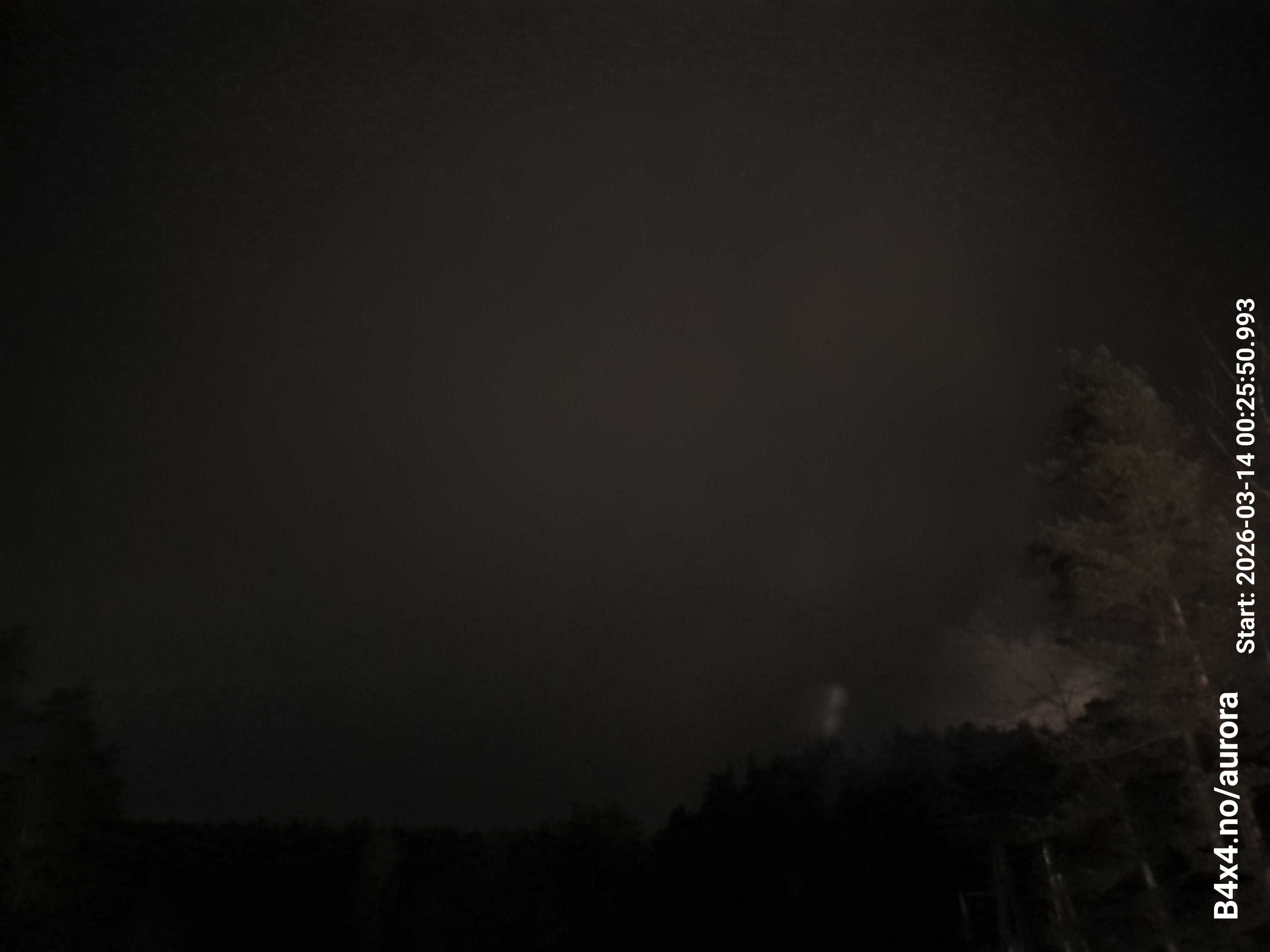 aurle_20260314_002607_lys25_star50_KP04_ISO1000_Lukker15.jpeg