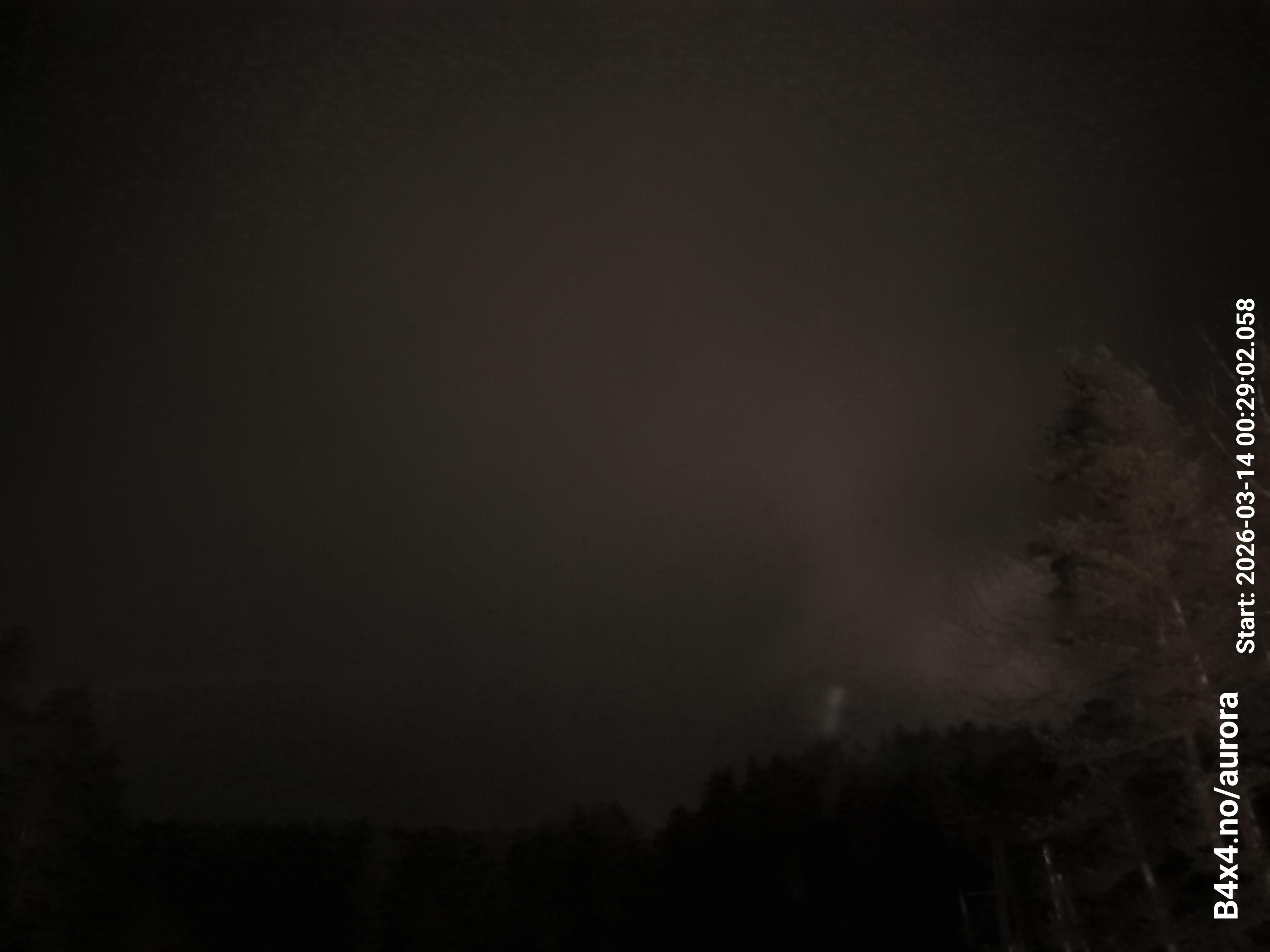 aurle_20260314_002918_lys28_star50_KPX_ISO1000_Lukker15.jpeg