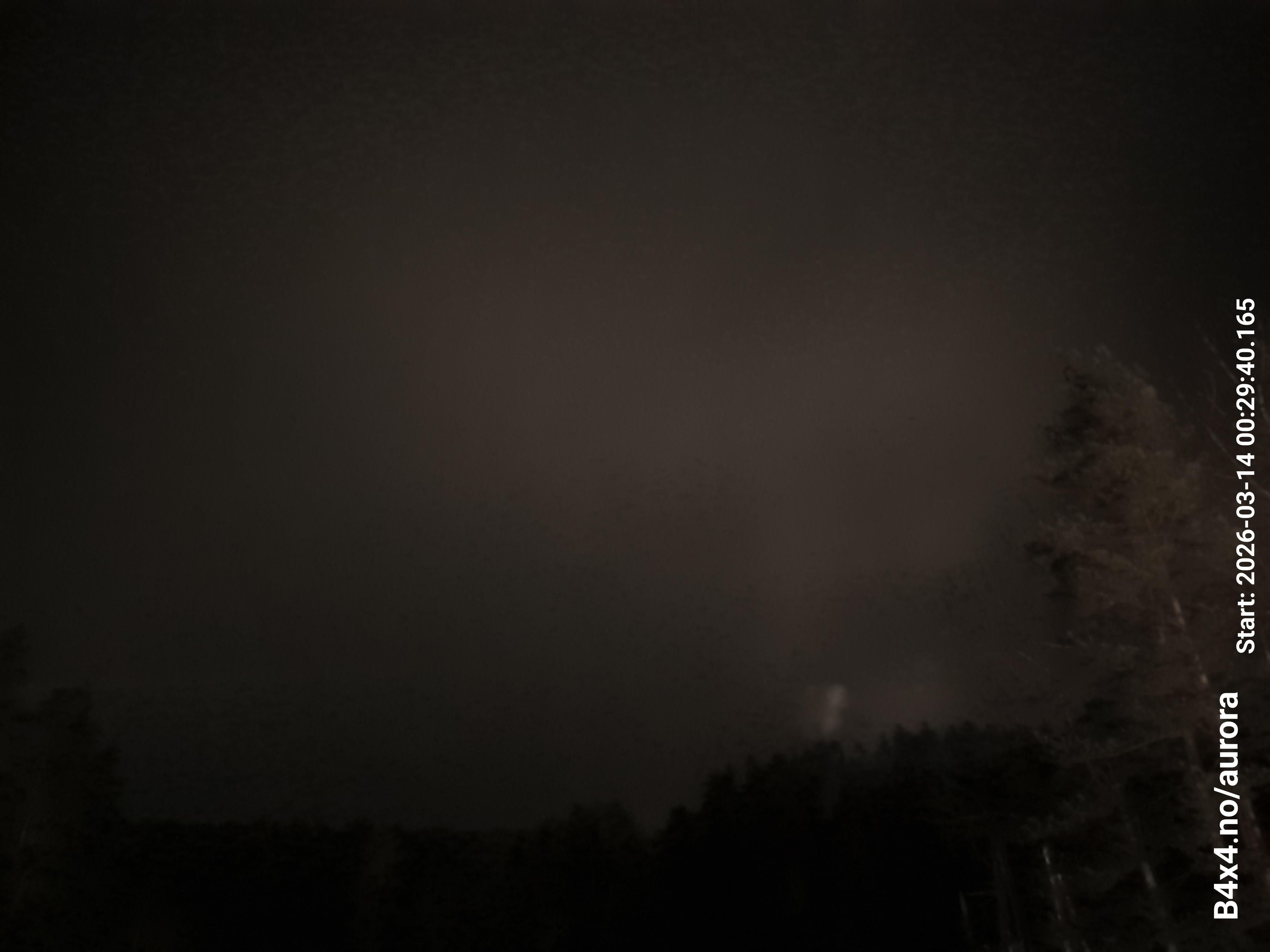 aurle_20260314_002956_lys28_star50_KPX_ISO1000_Lukker15.jpeg
